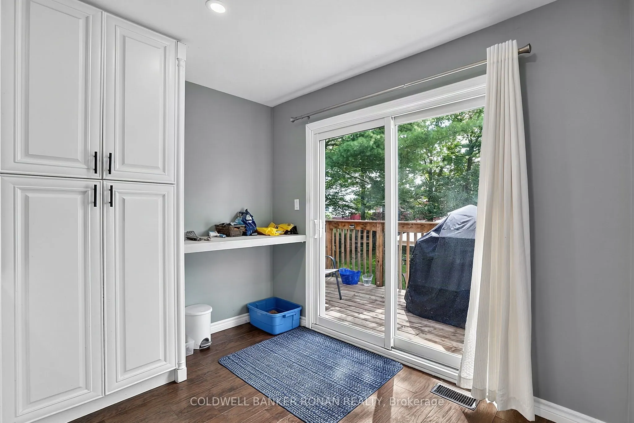 8 McCarthy Crescent