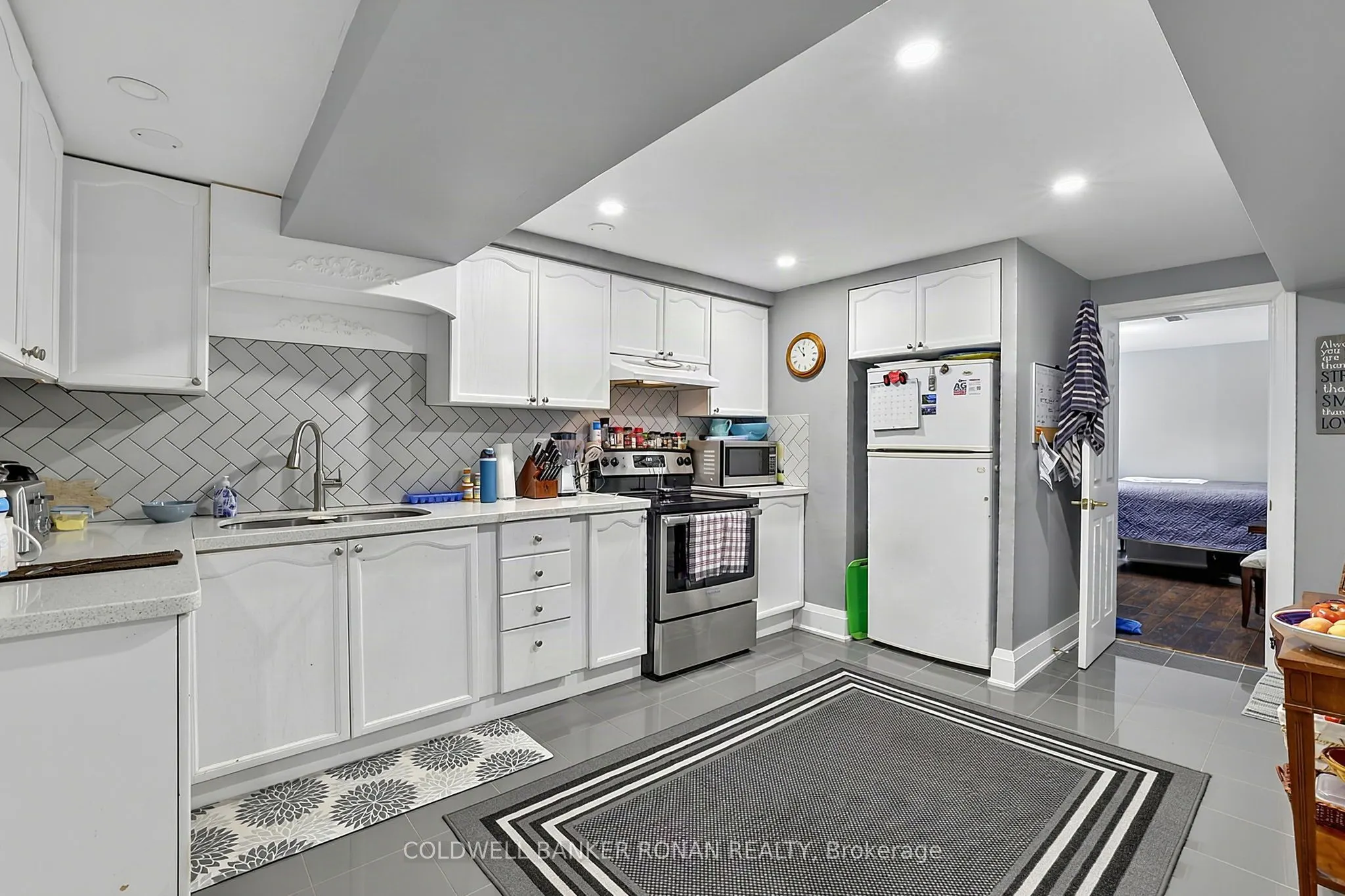 8 McCarthy Crescent