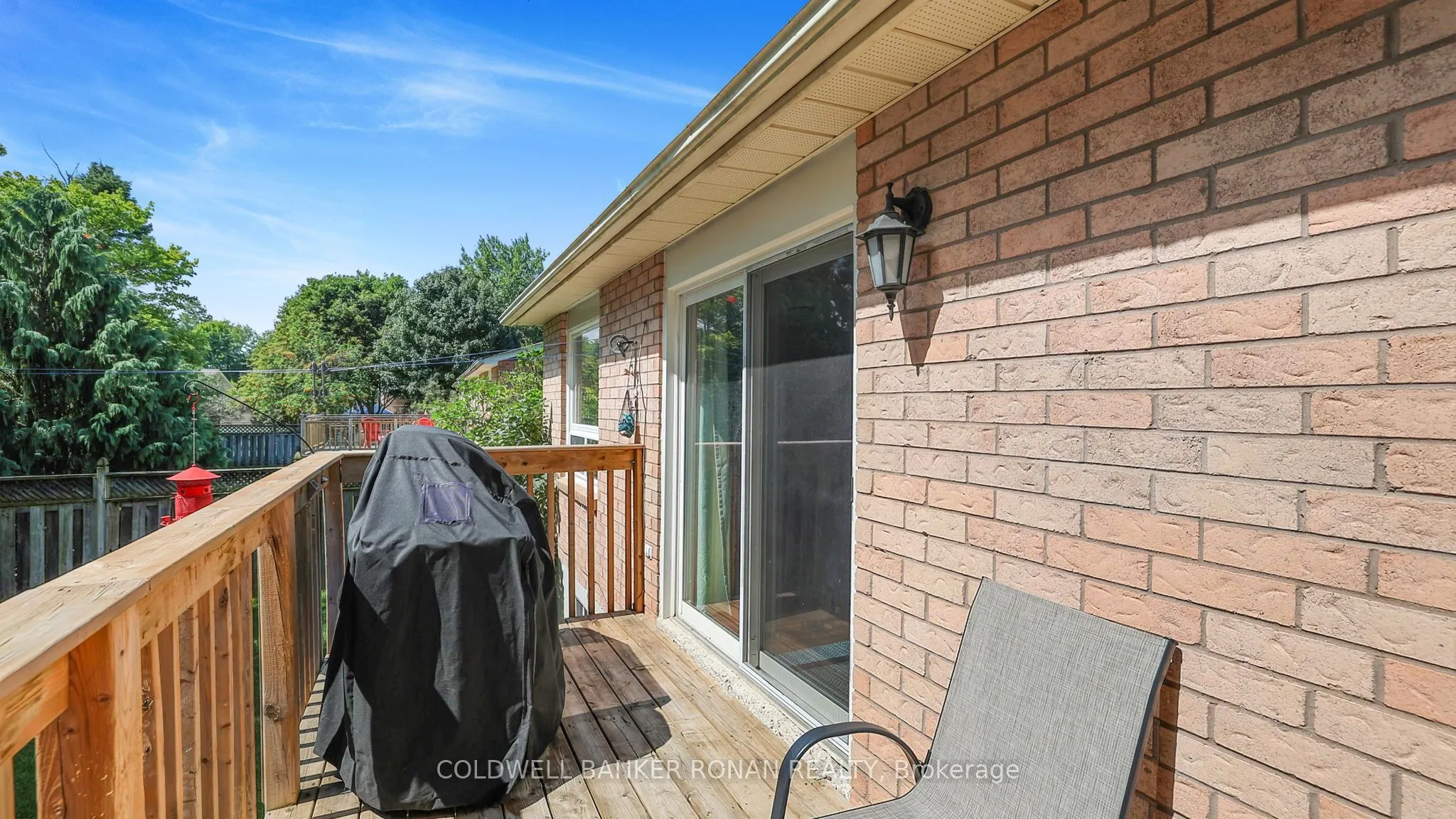 8 McCarthy Crescent