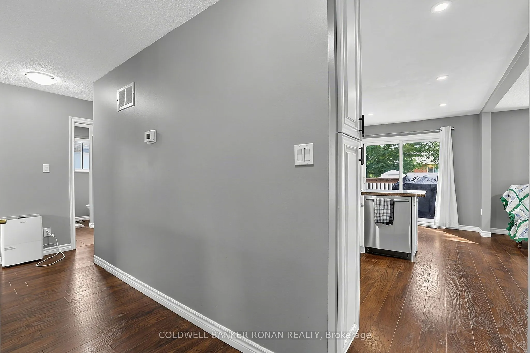 8 McCarthy Crescent