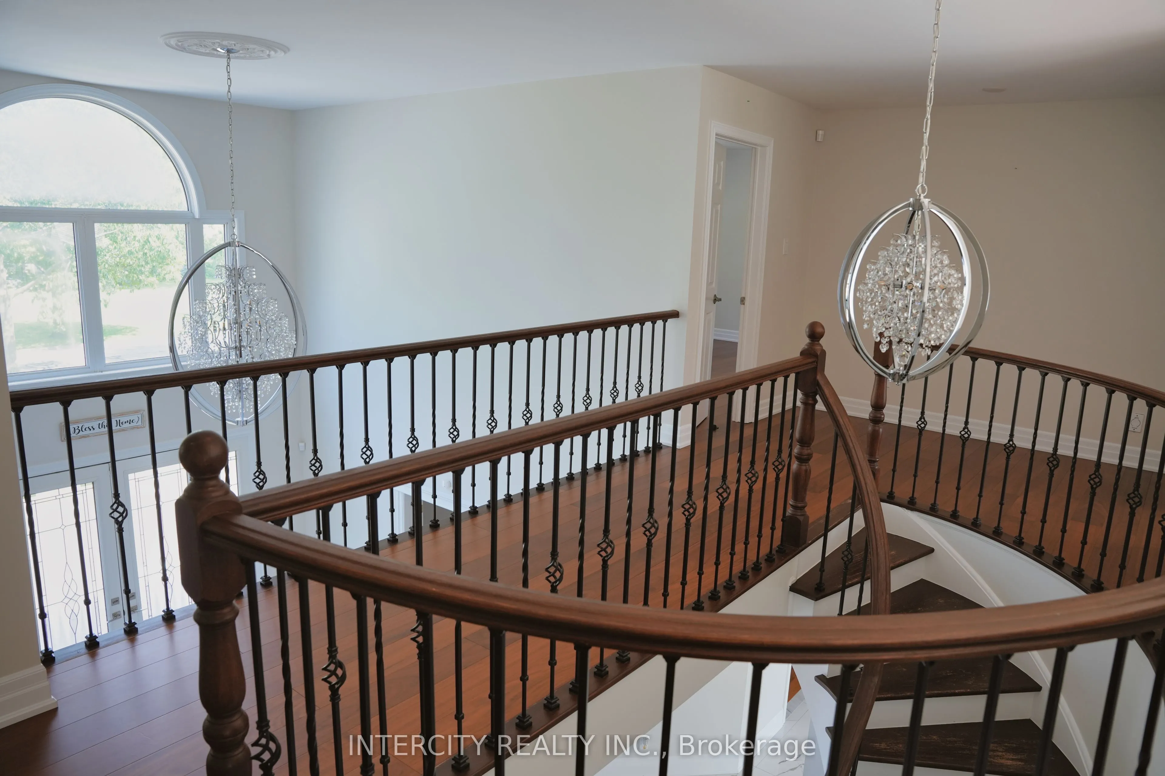 70 Belsite Court
