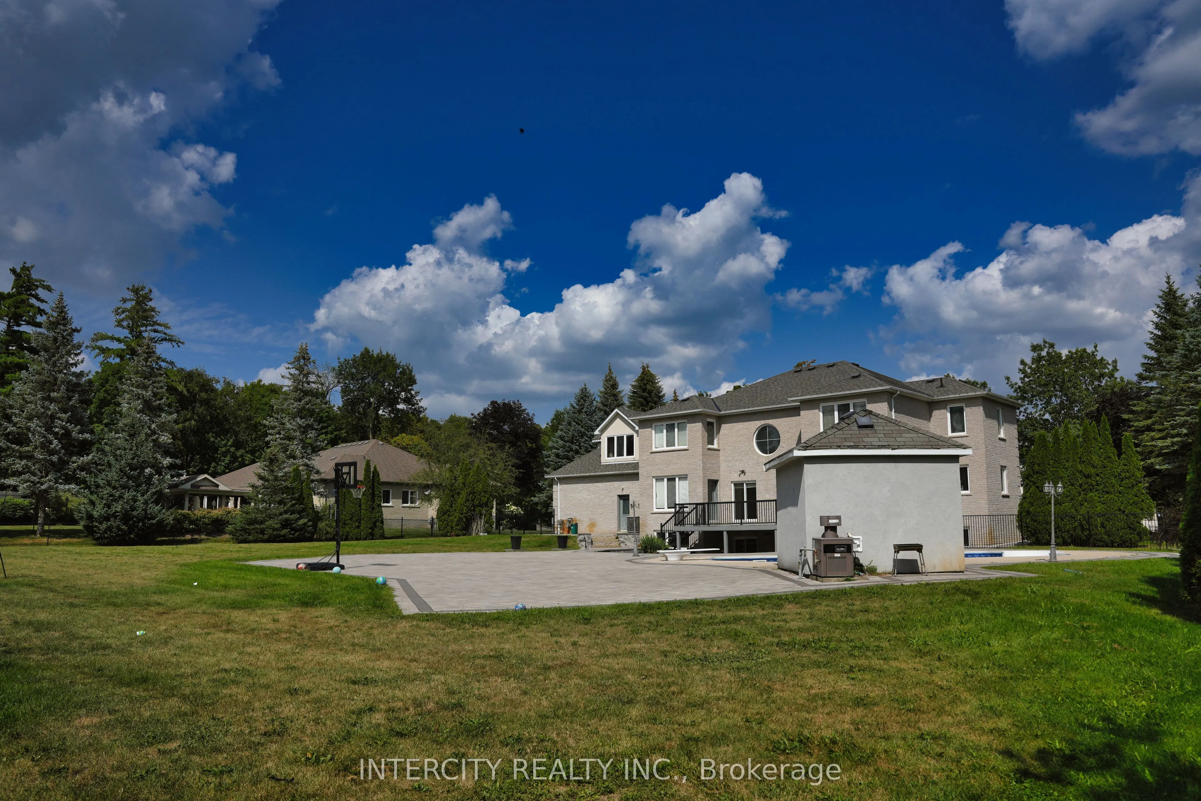 70 Belsite Court