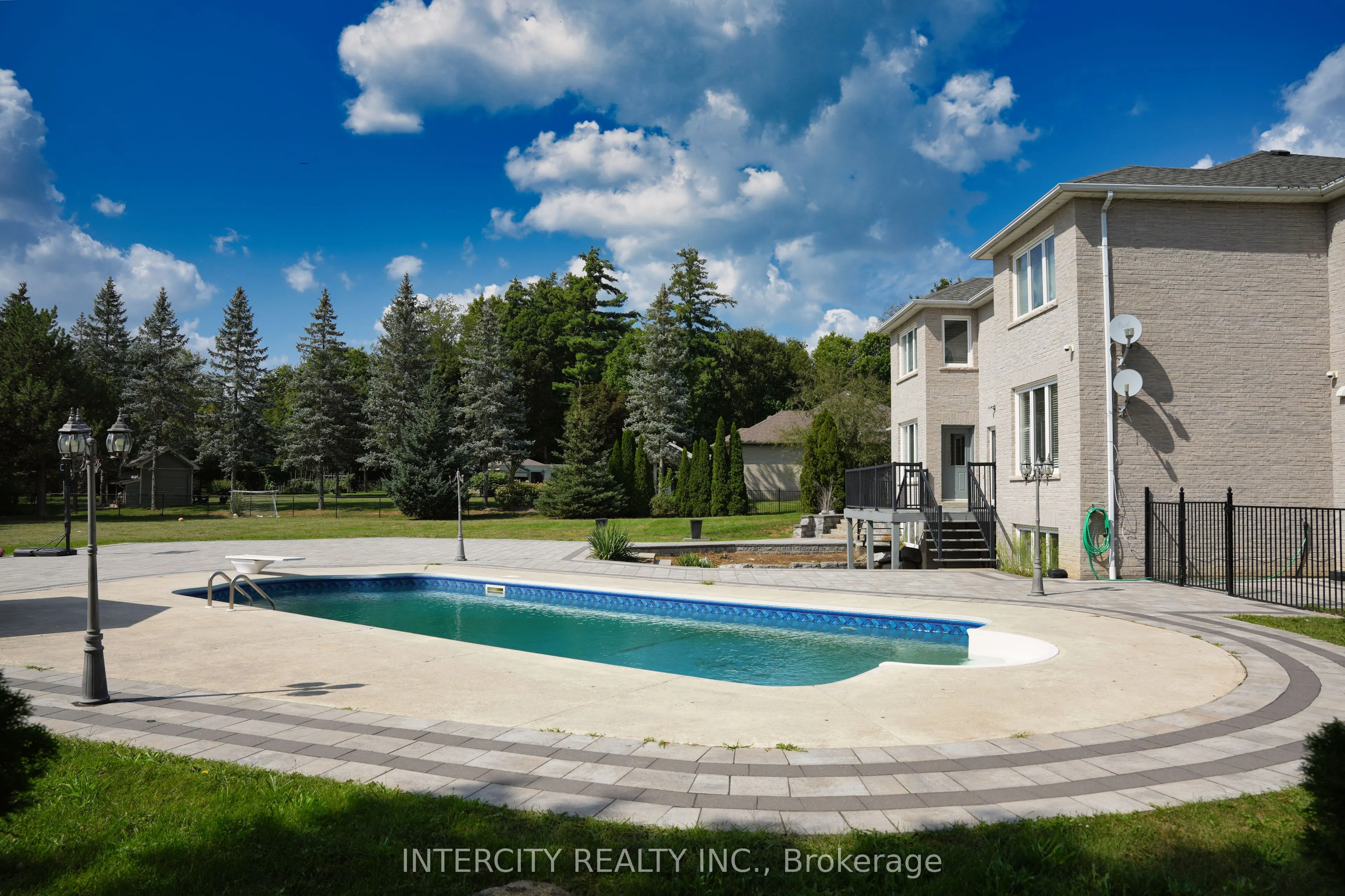 70 Belsite Court