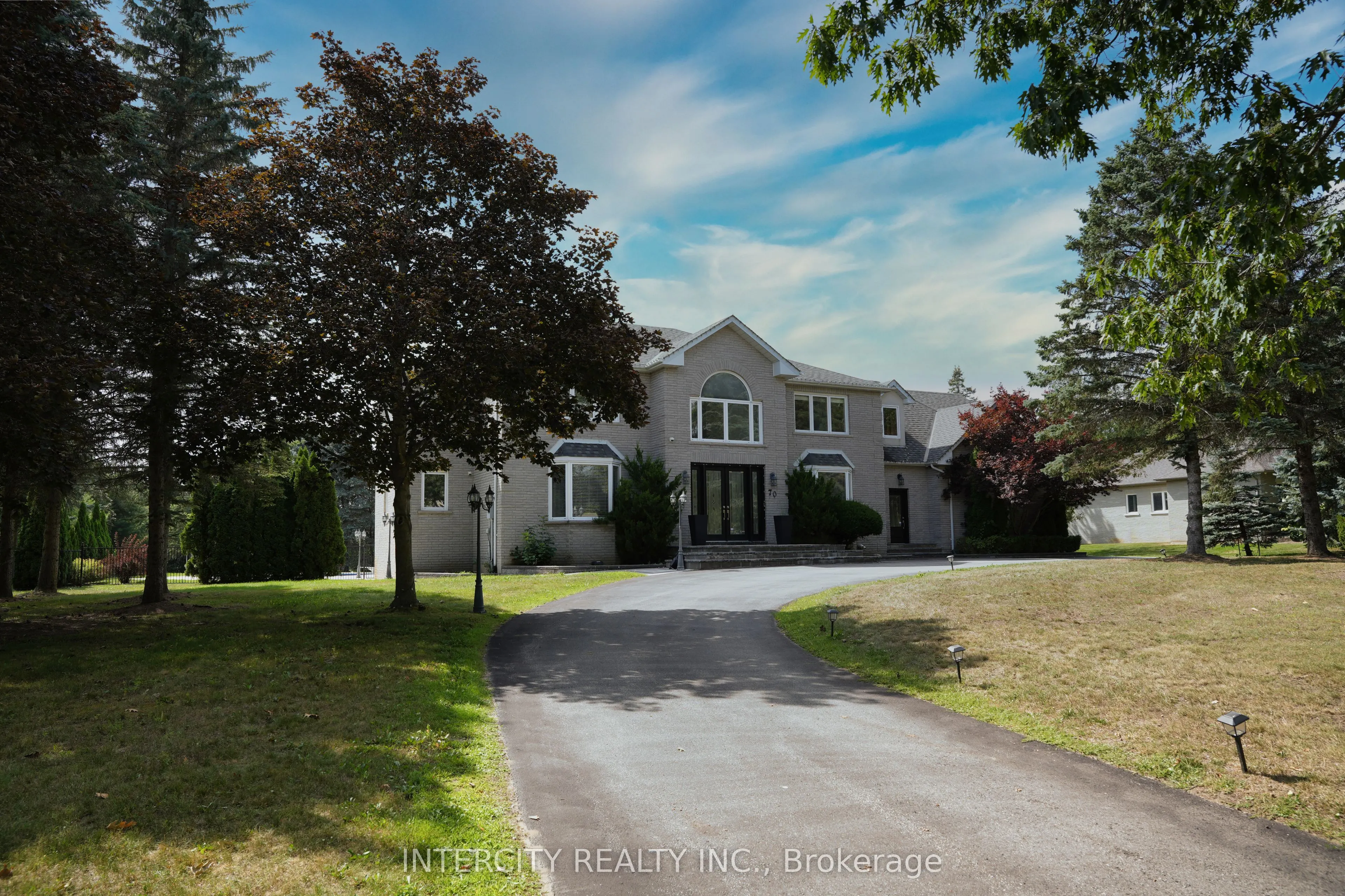 70 Belsite Court