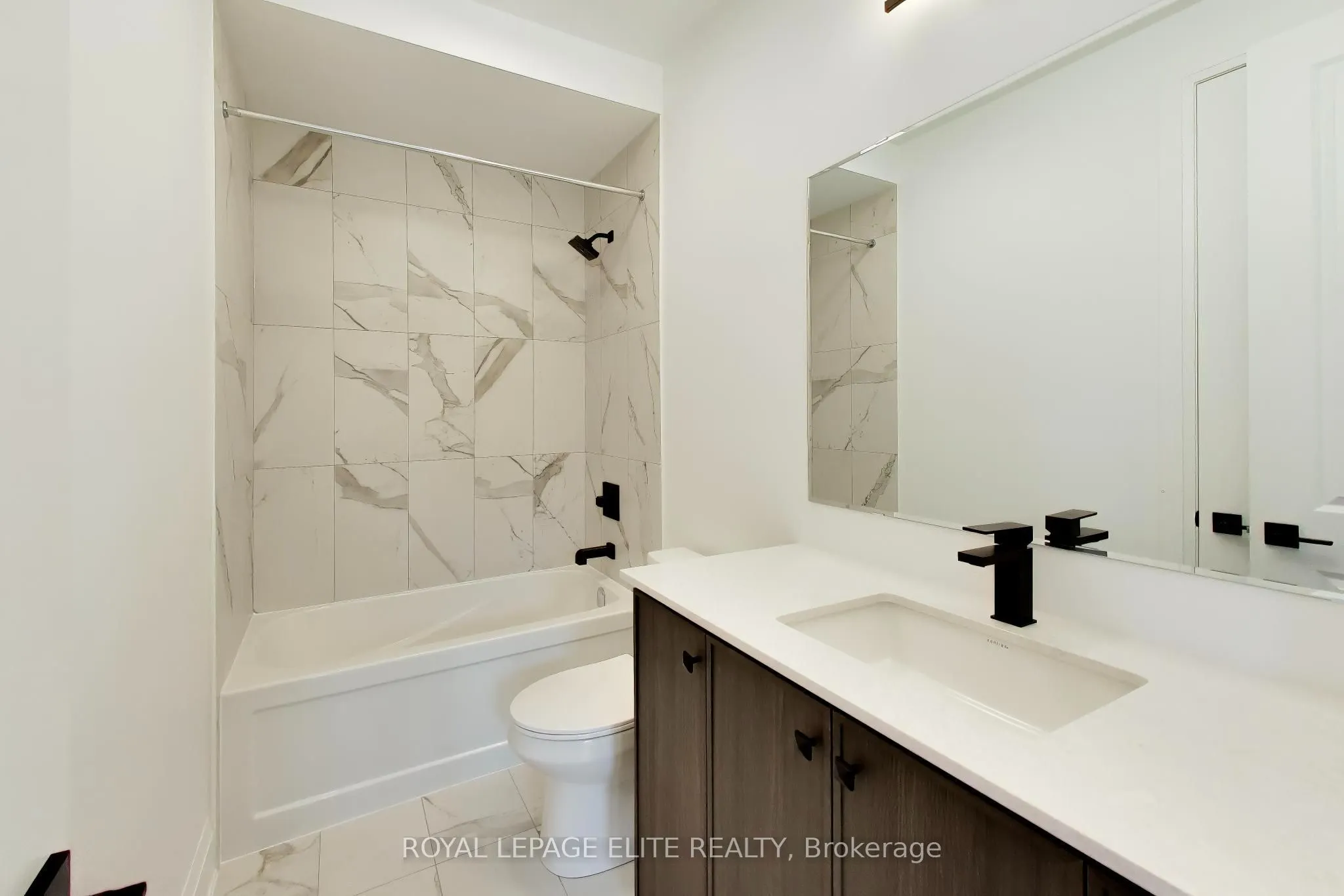 7 Dennison Street S