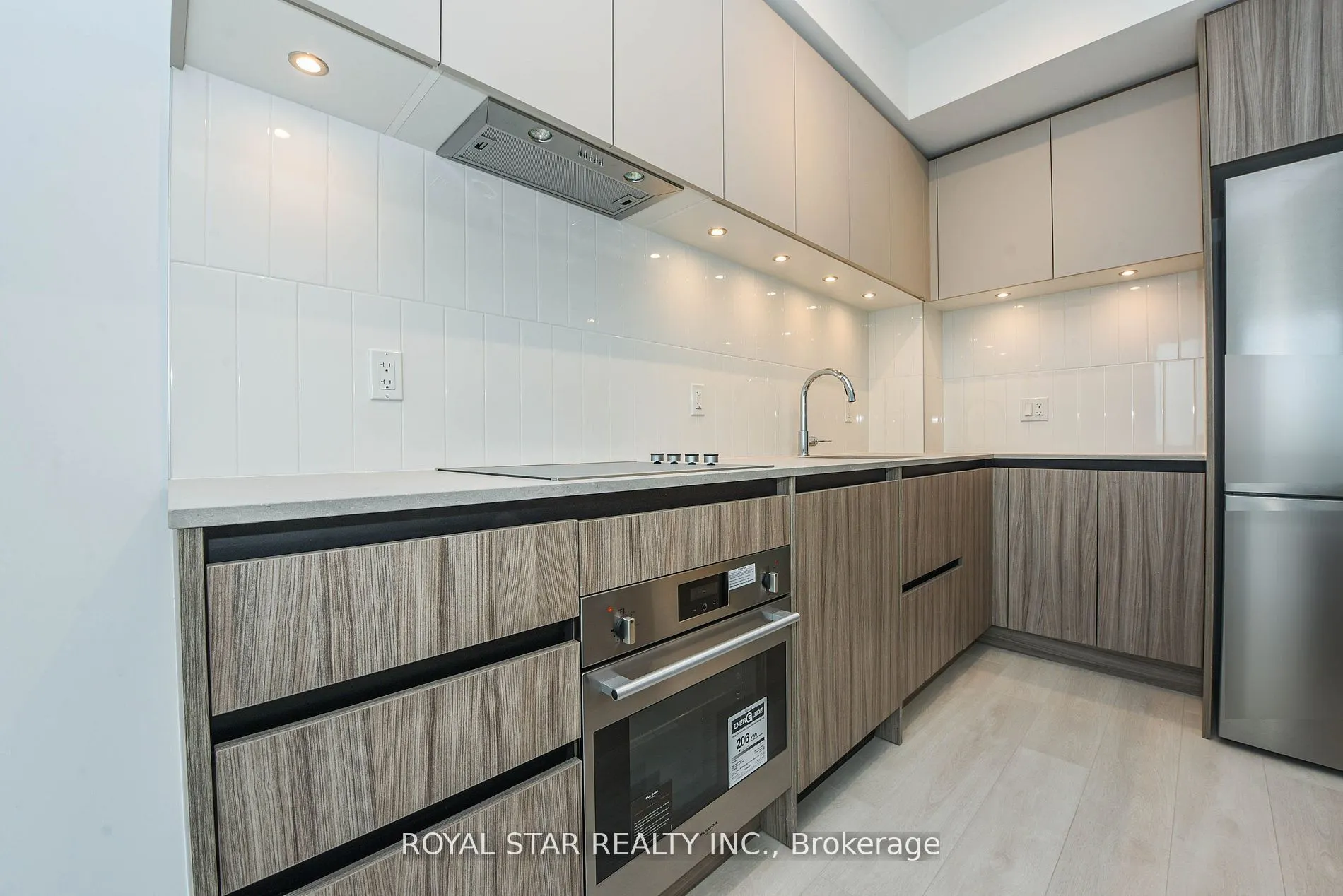 7950 Bathurst Street #1207