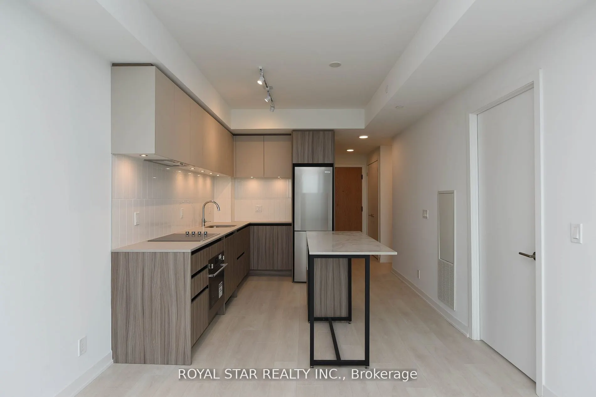 7950 Bathurst Street #1207