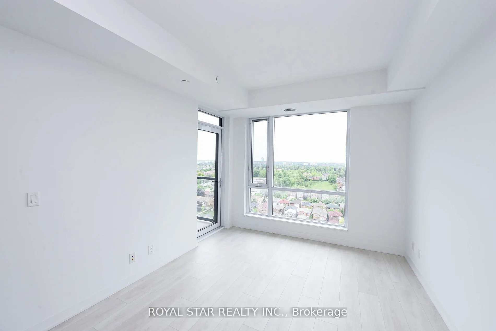 7950 Bathurst Street #1207