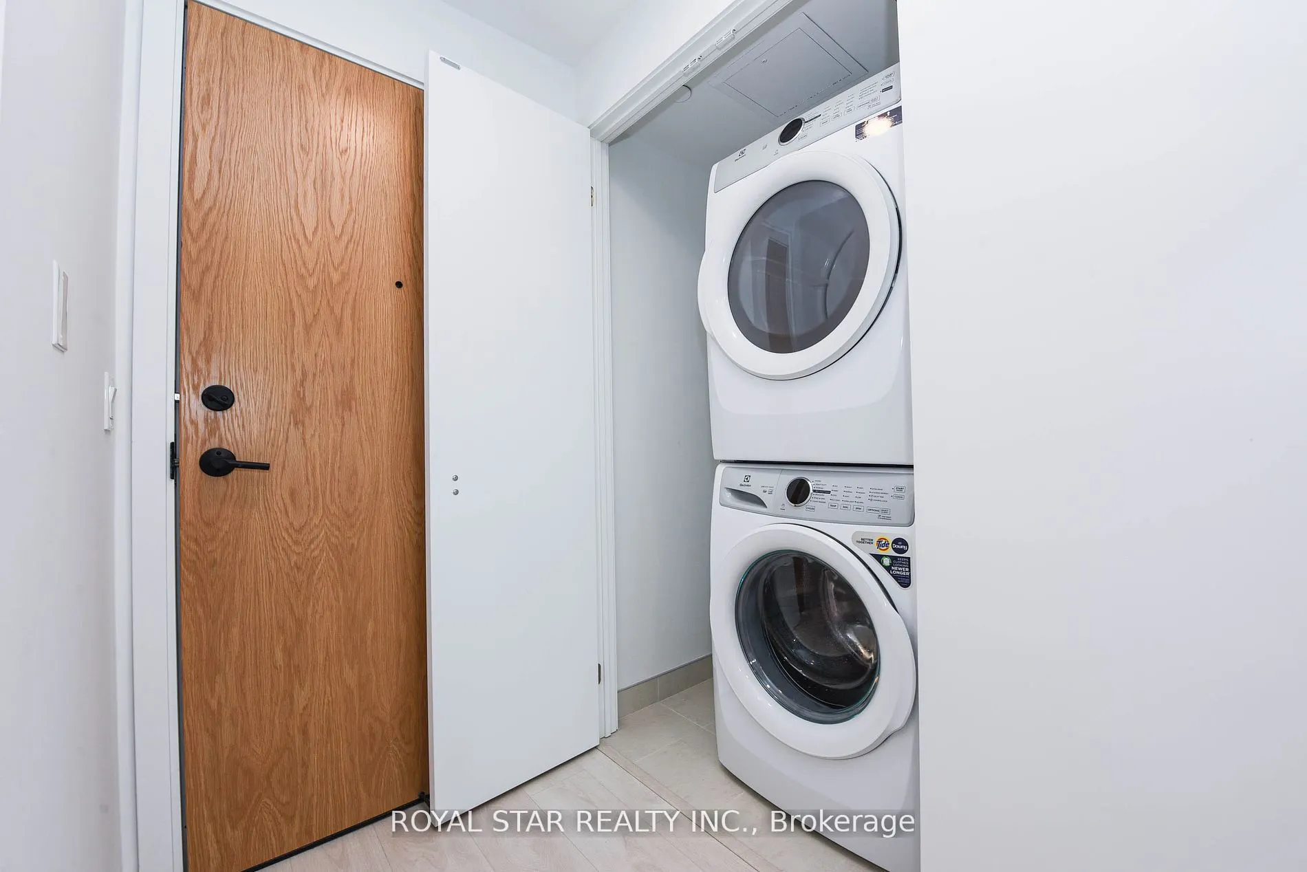 7950 Bathurst Street #1207