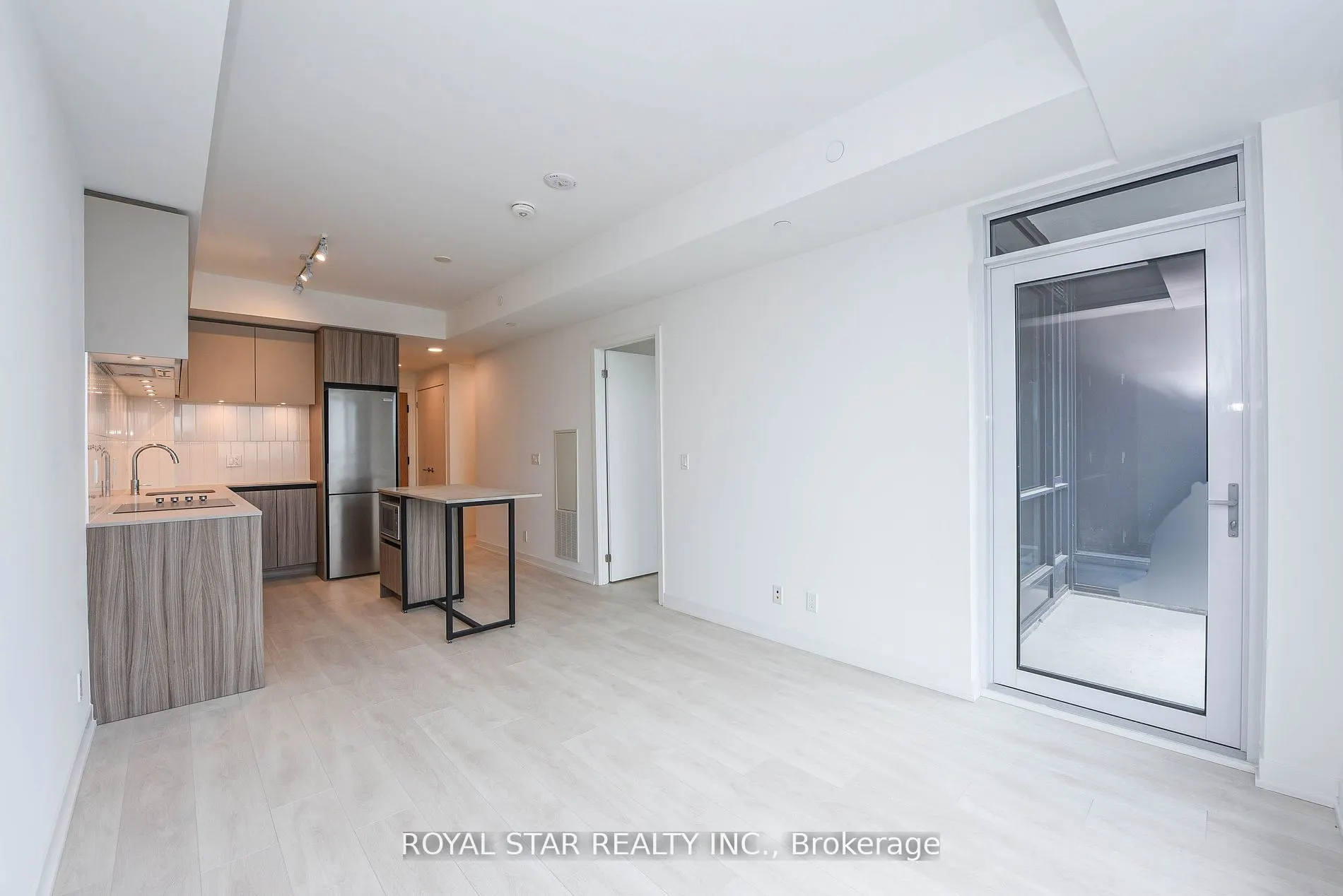 7950 Bathurst Street #1207