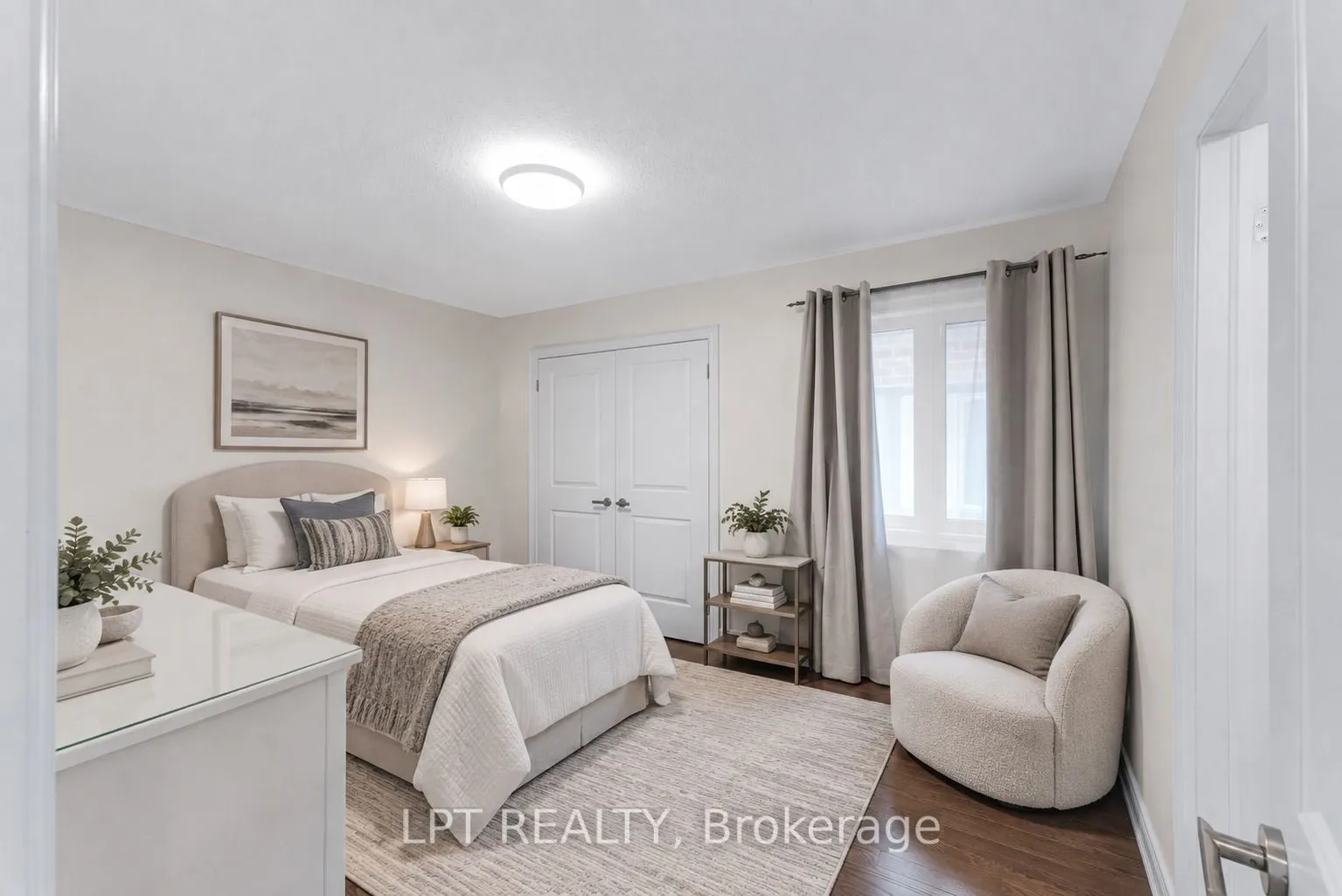 33 Mondial Crescent