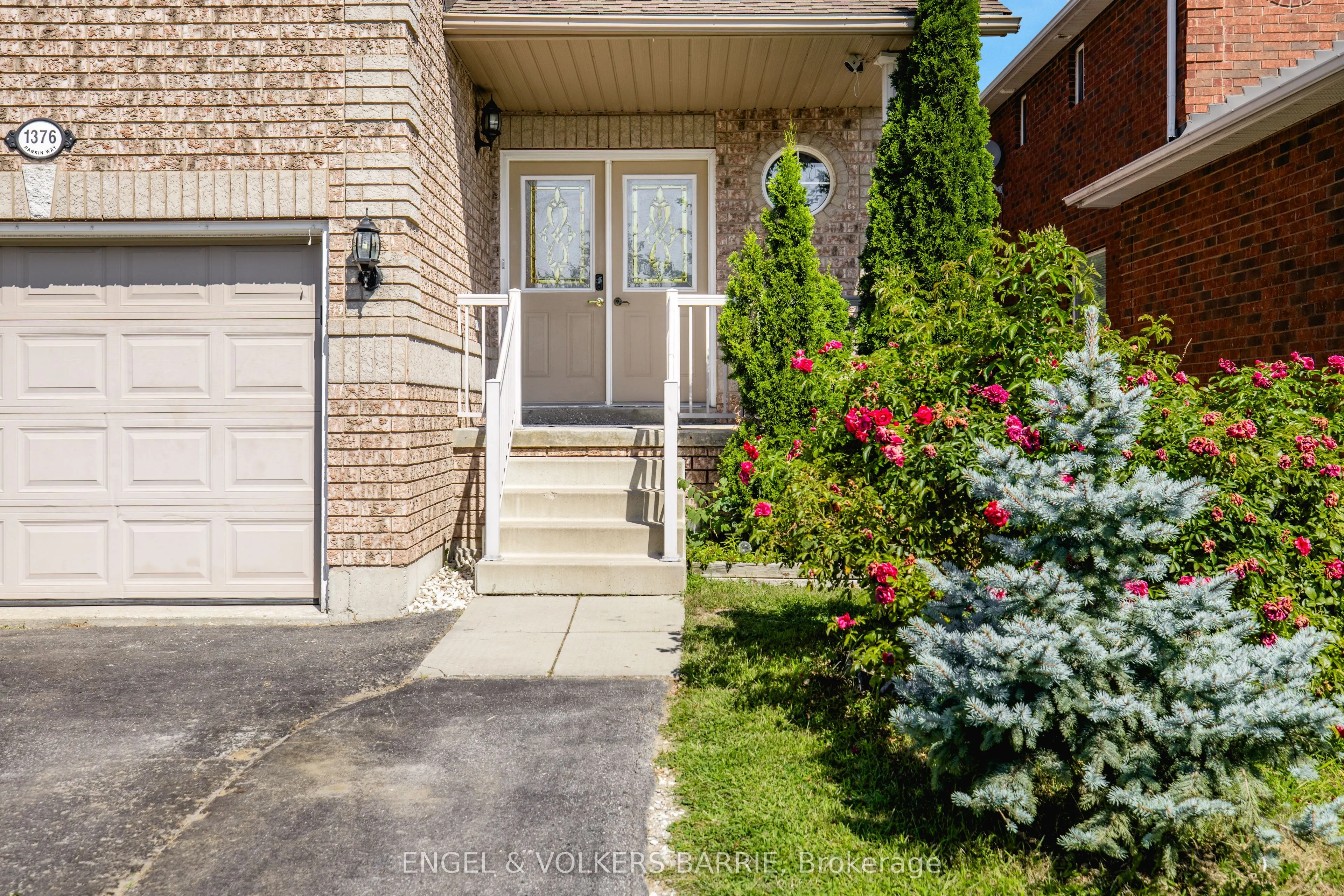 1376 Rankin Way