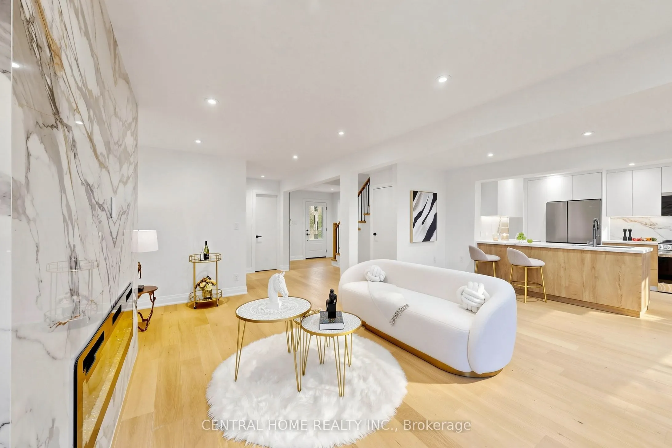 15 Closs Square
