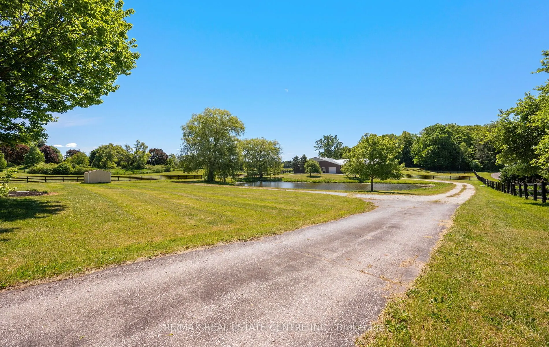 6375 17th Sideroad