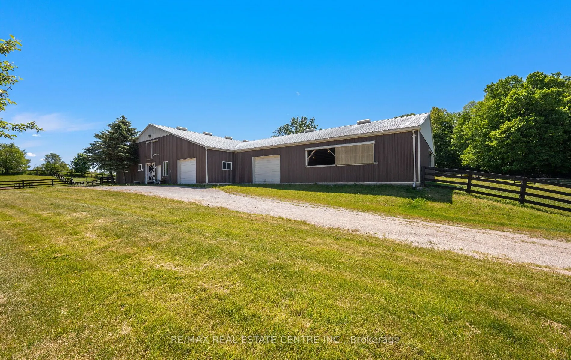 6375 17th Sideroad