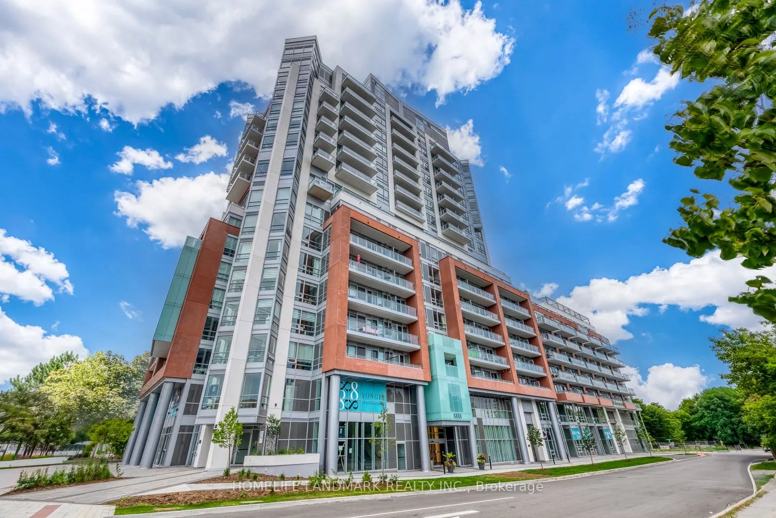 8888 Yonge Street #307