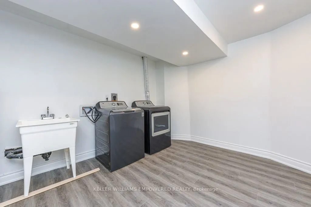 24 Marconi Avenue