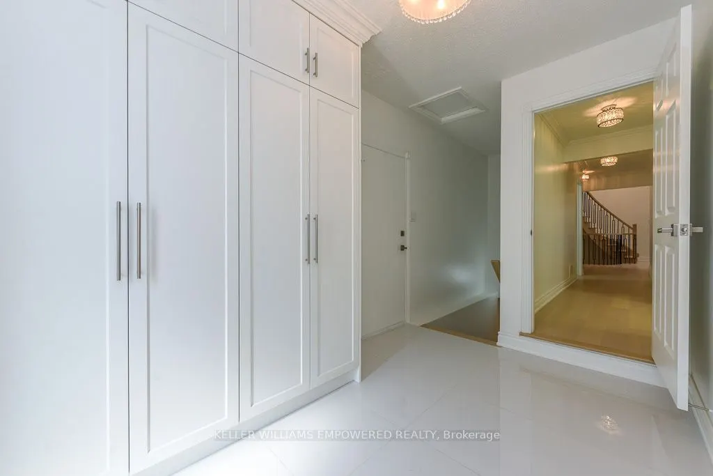 24 Marconi Avenue