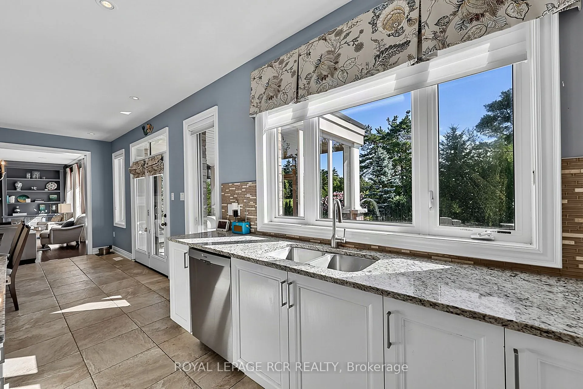 35 Somer Rumm Court