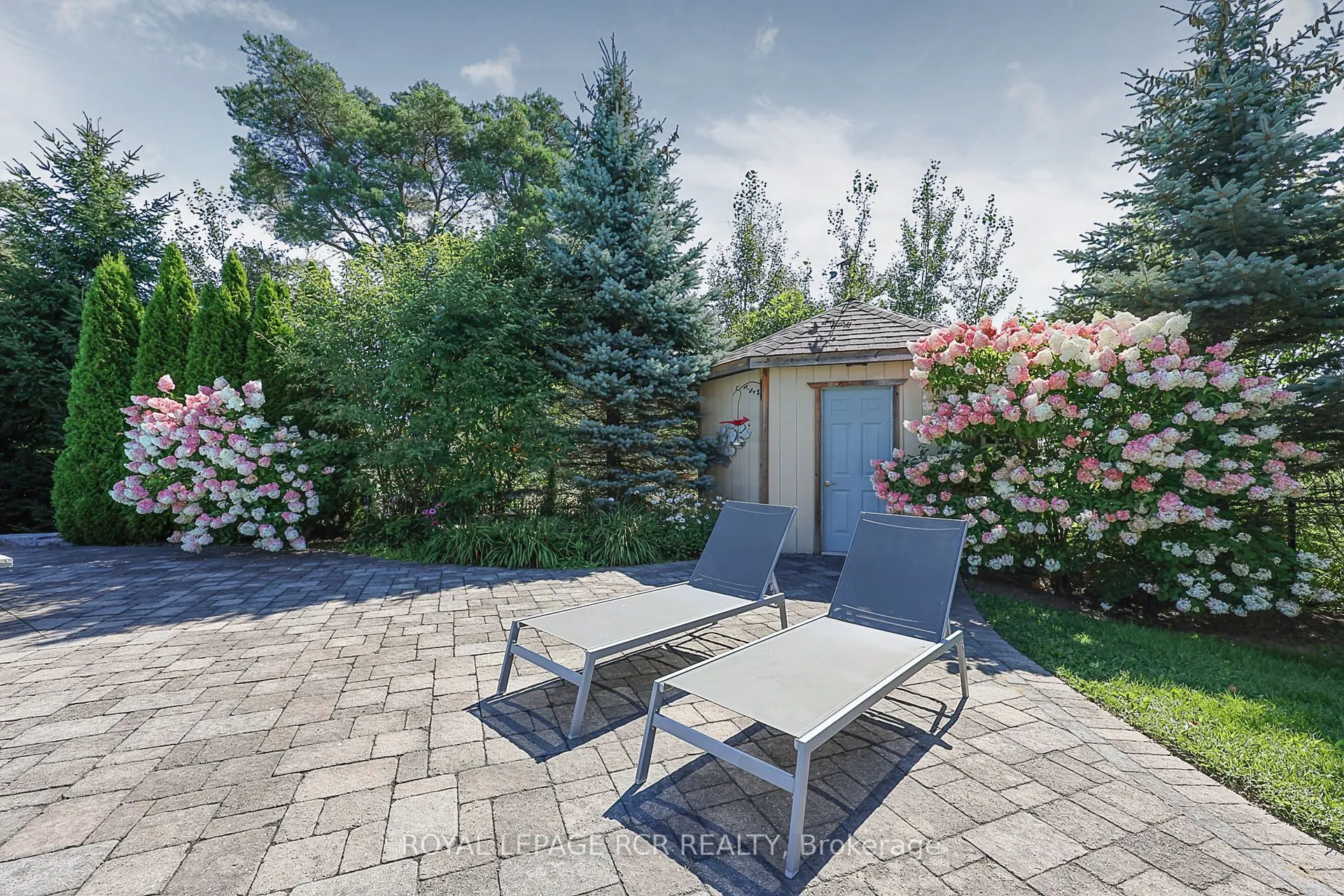 35 Somer Rumm Court