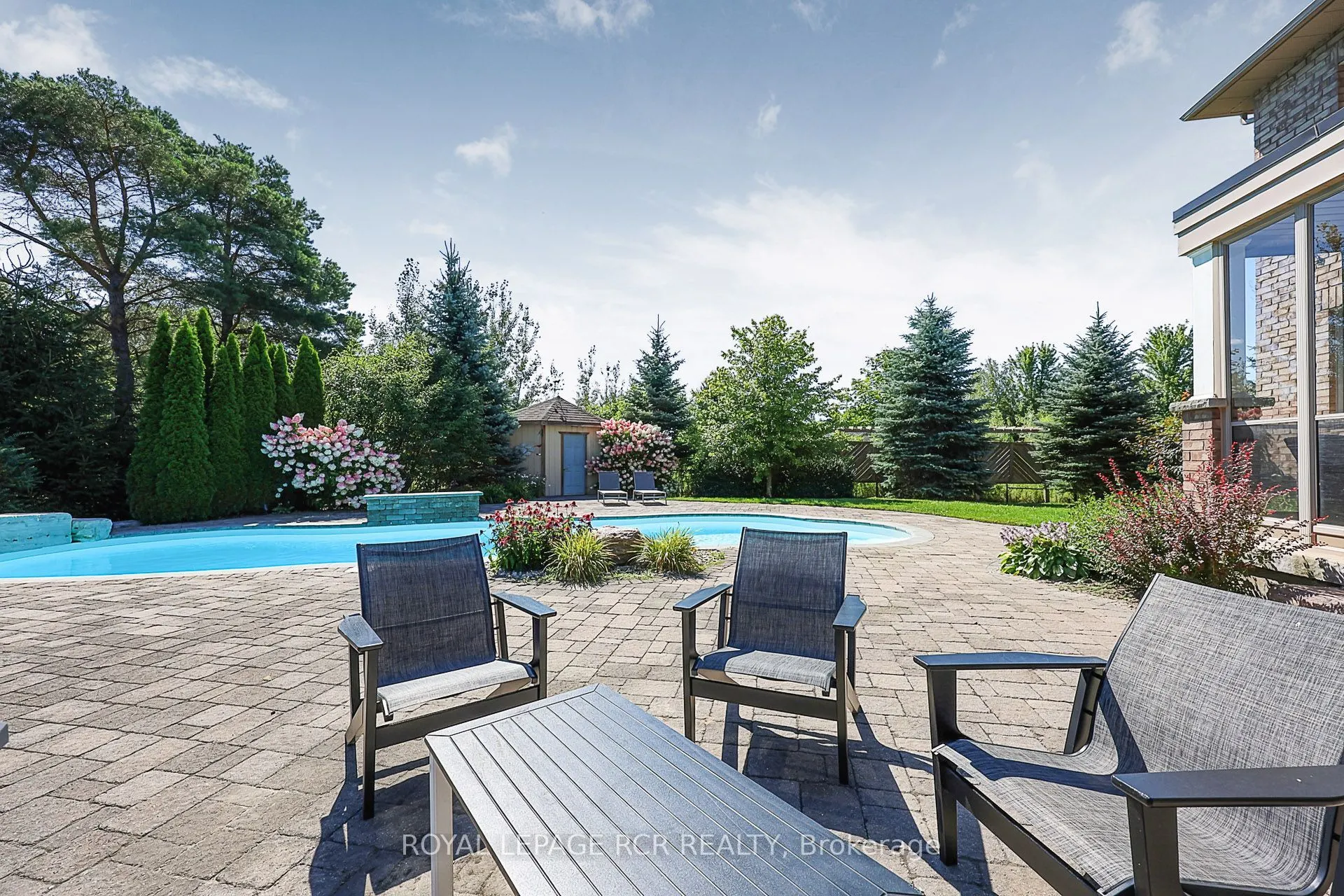 35 Somer Rumm Court