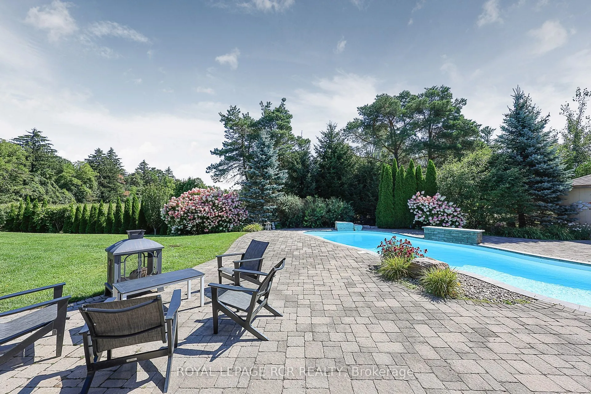 35 Somer Rumm Court