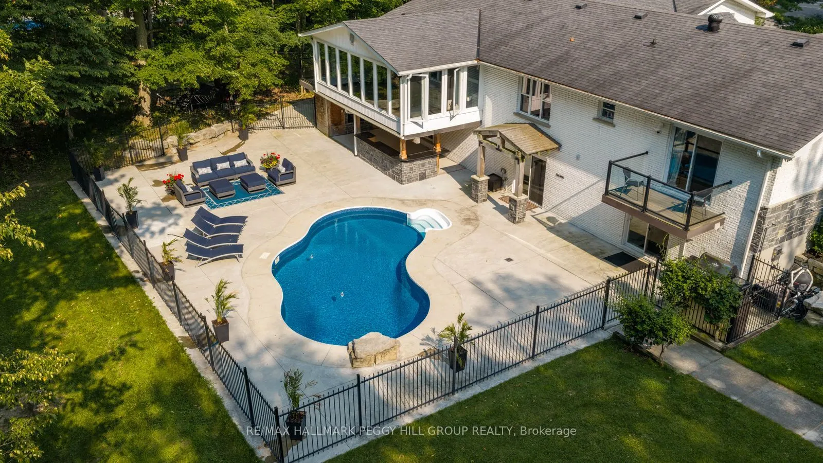 1814 Quantz Crescent