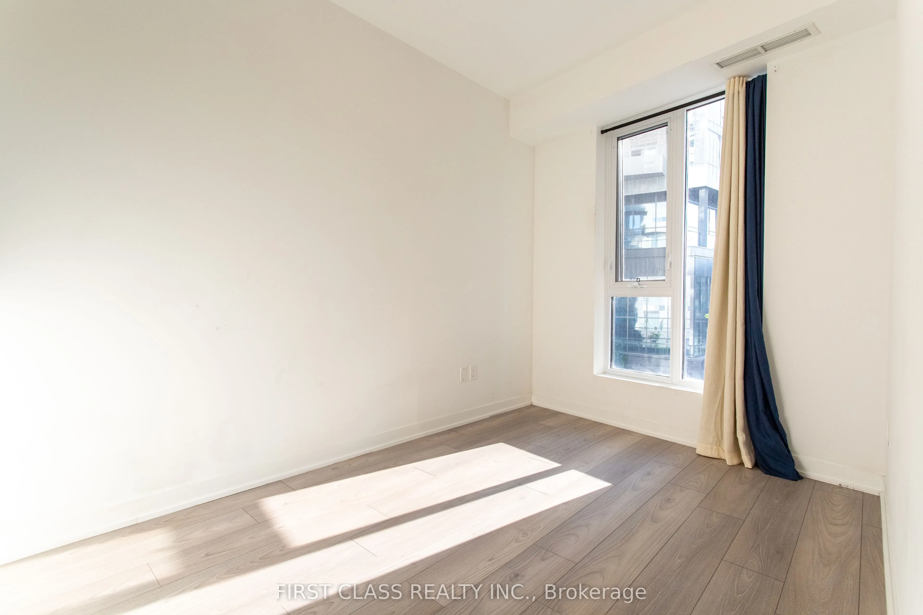 474 Caldari Road #403