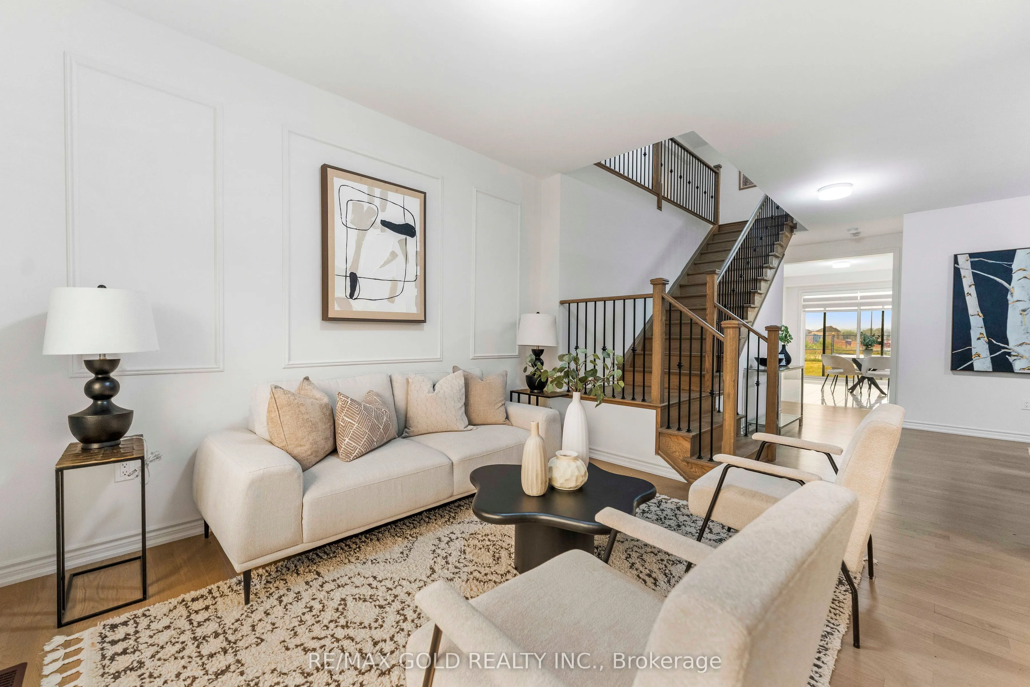9 Sandhill Crescent