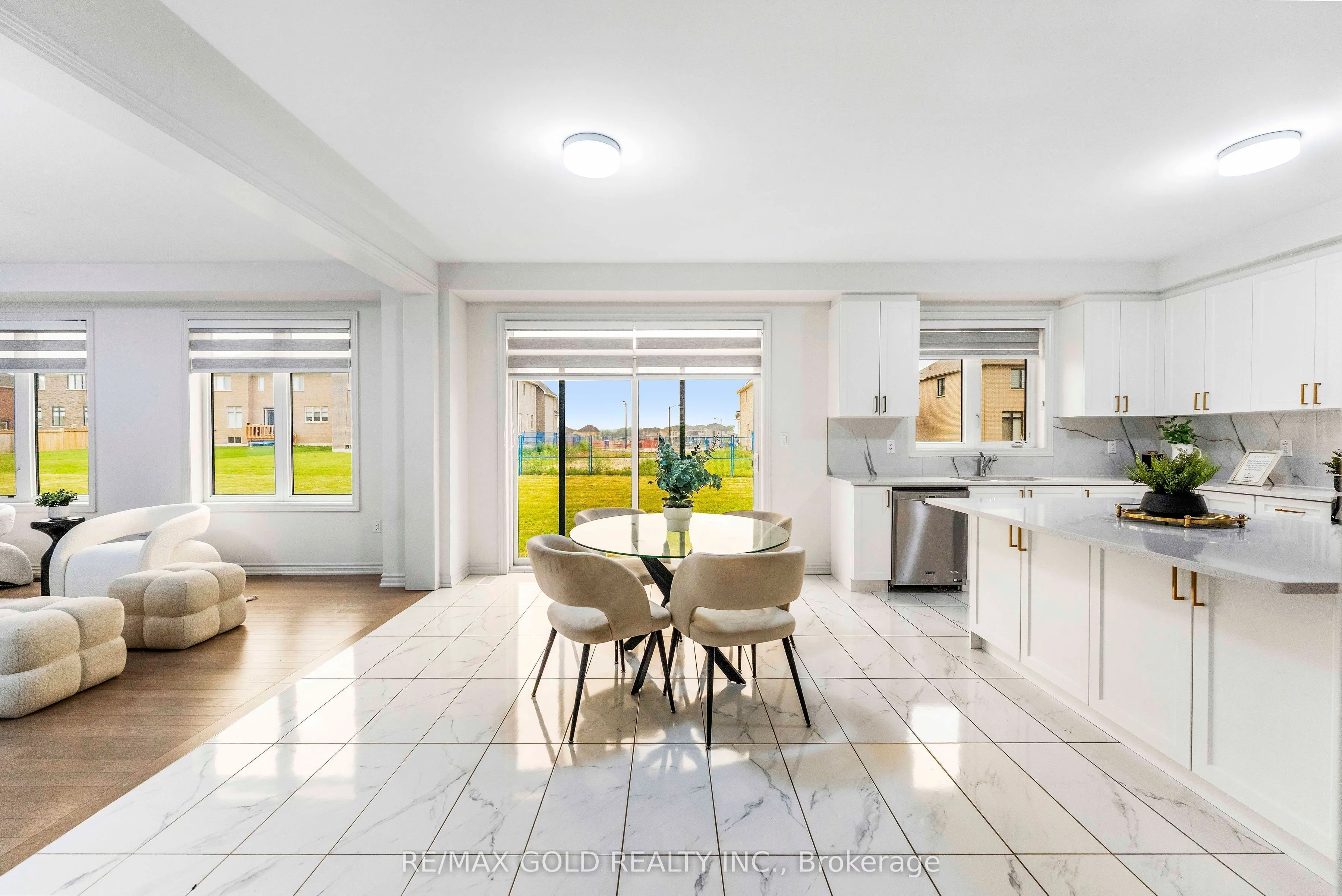 9 Sandhill Crescent