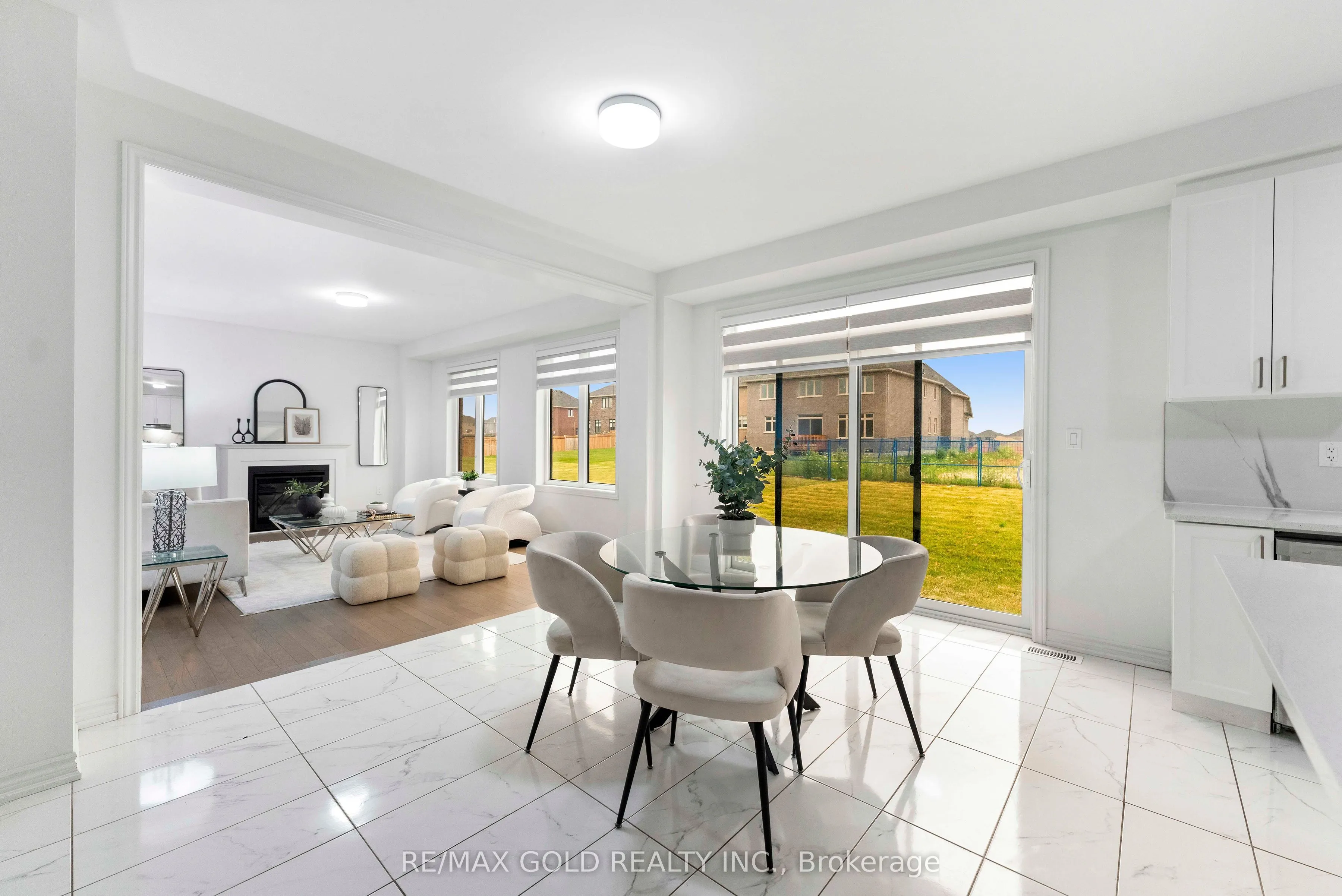 9 Sandhill Crescent