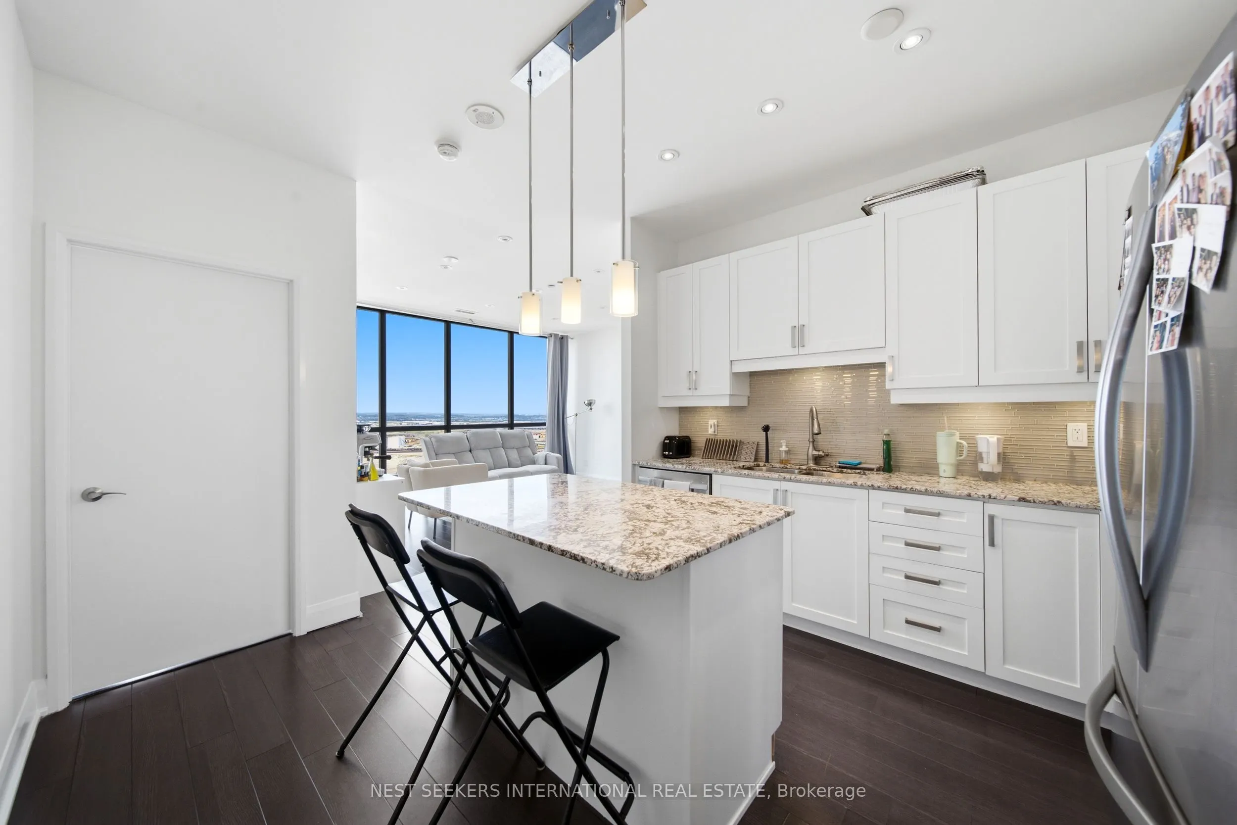 2900 Highway 7 W #2009