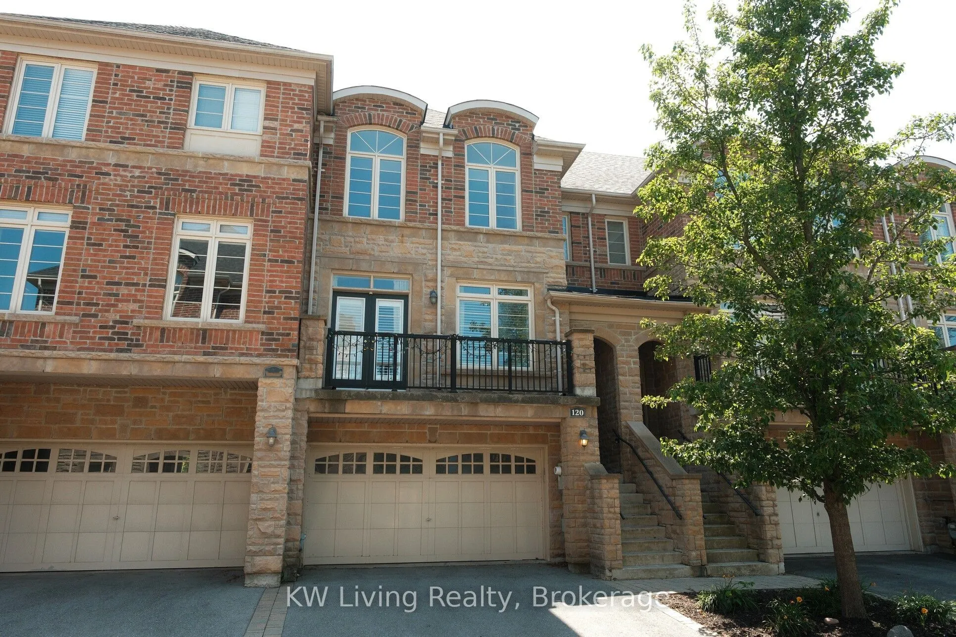 120 Chapman Court