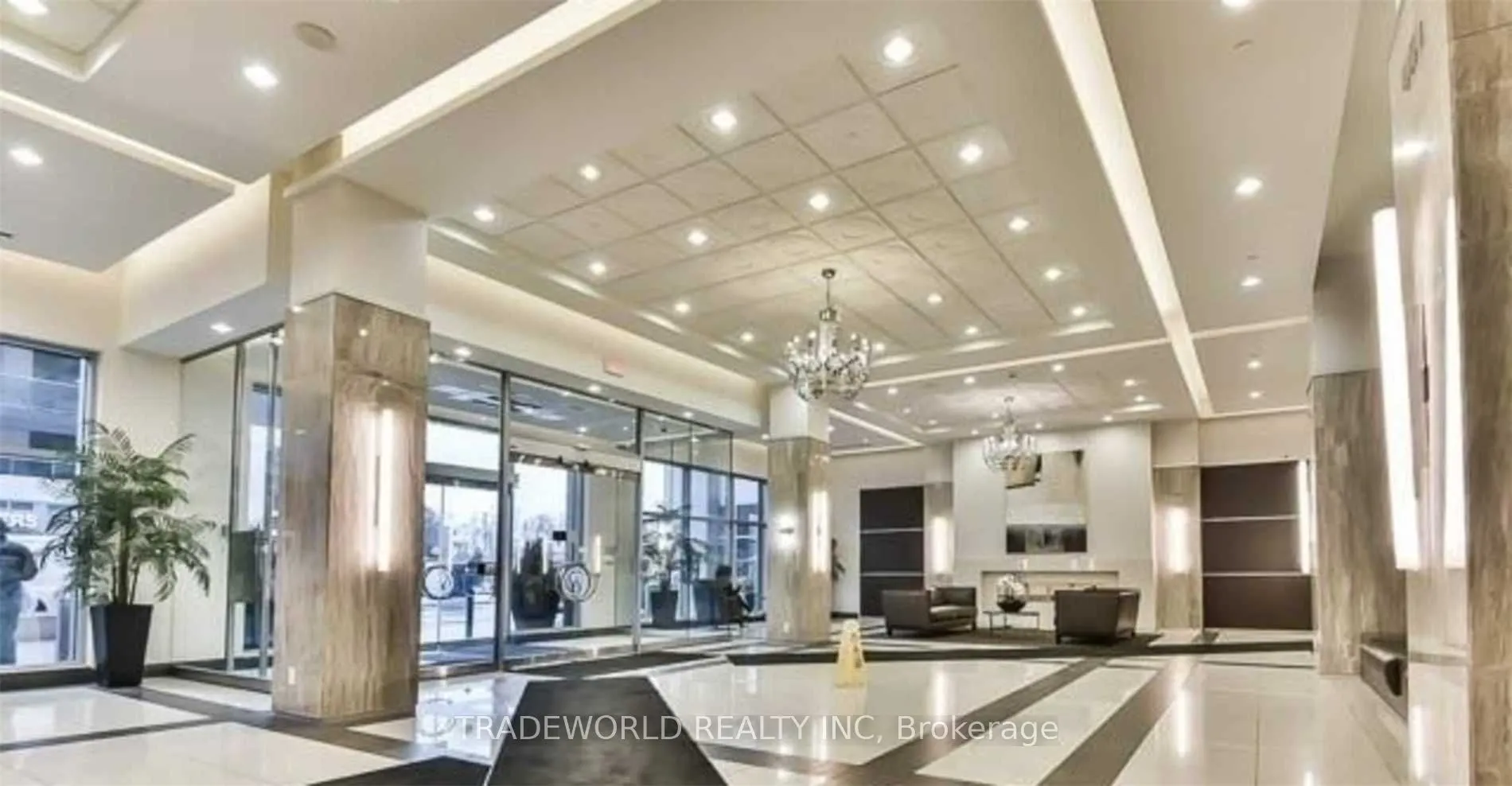7171 Yonge Street ##901