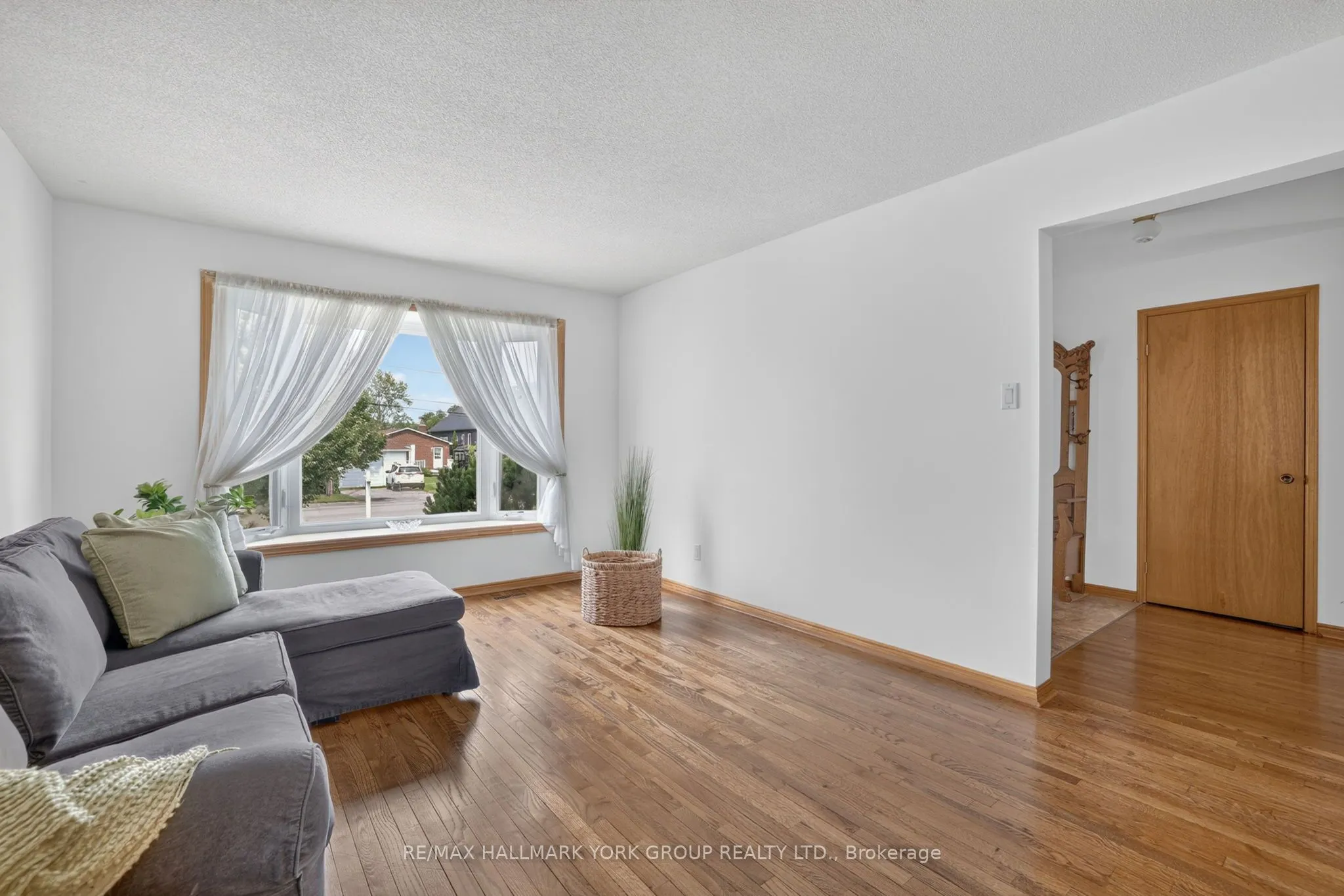59 Riverglen Drive