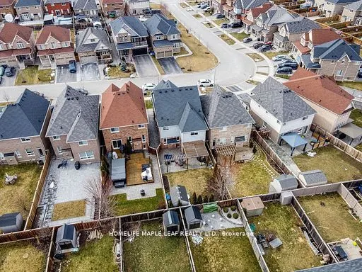 47 Hawke Crescent
