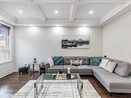 47 Hawke Crescent