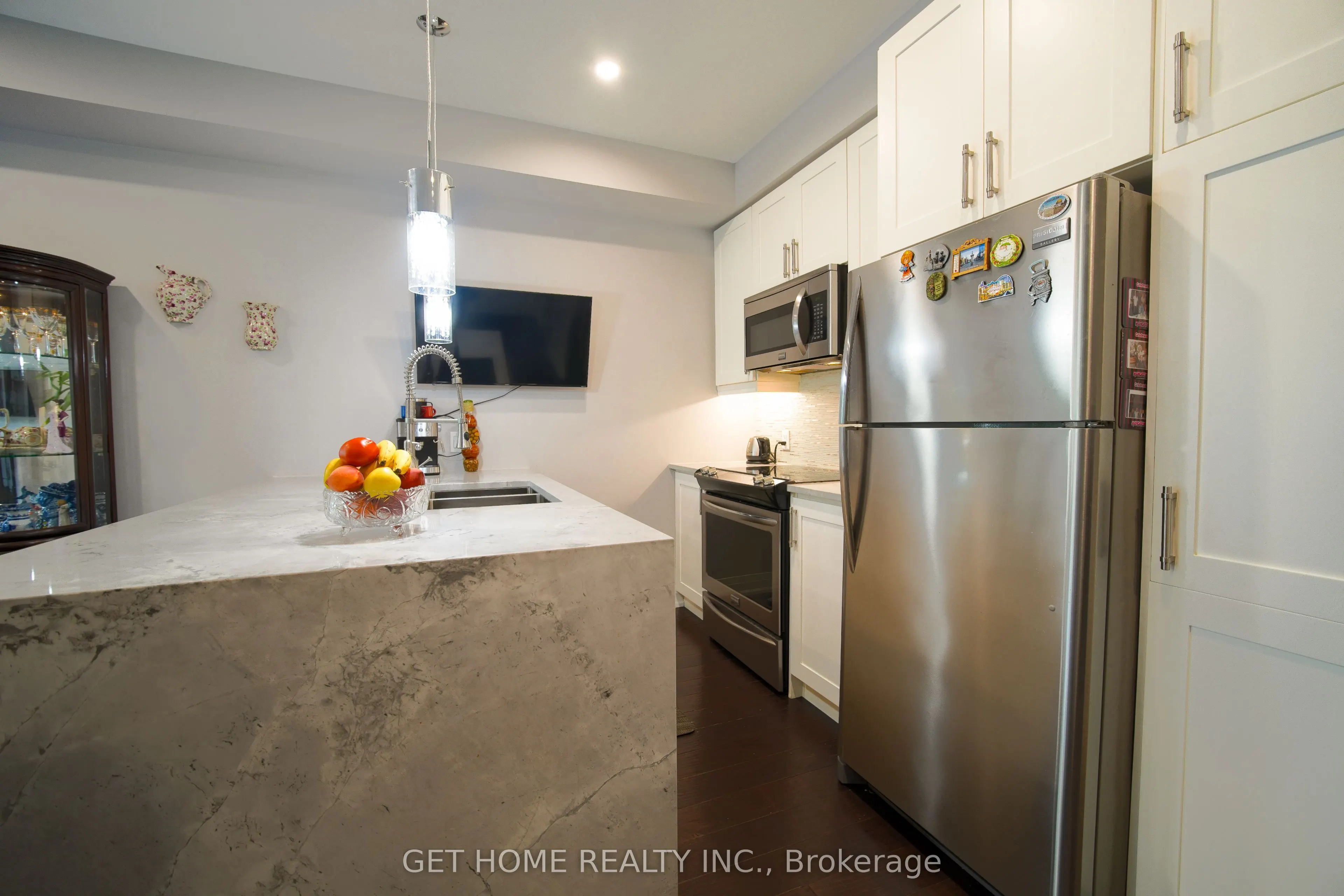 8169 Kipling Avenue E #22