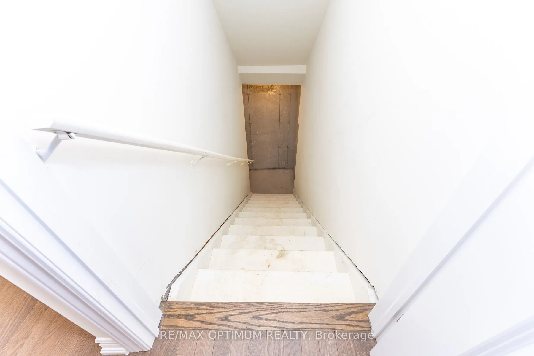 15 Gunton Street