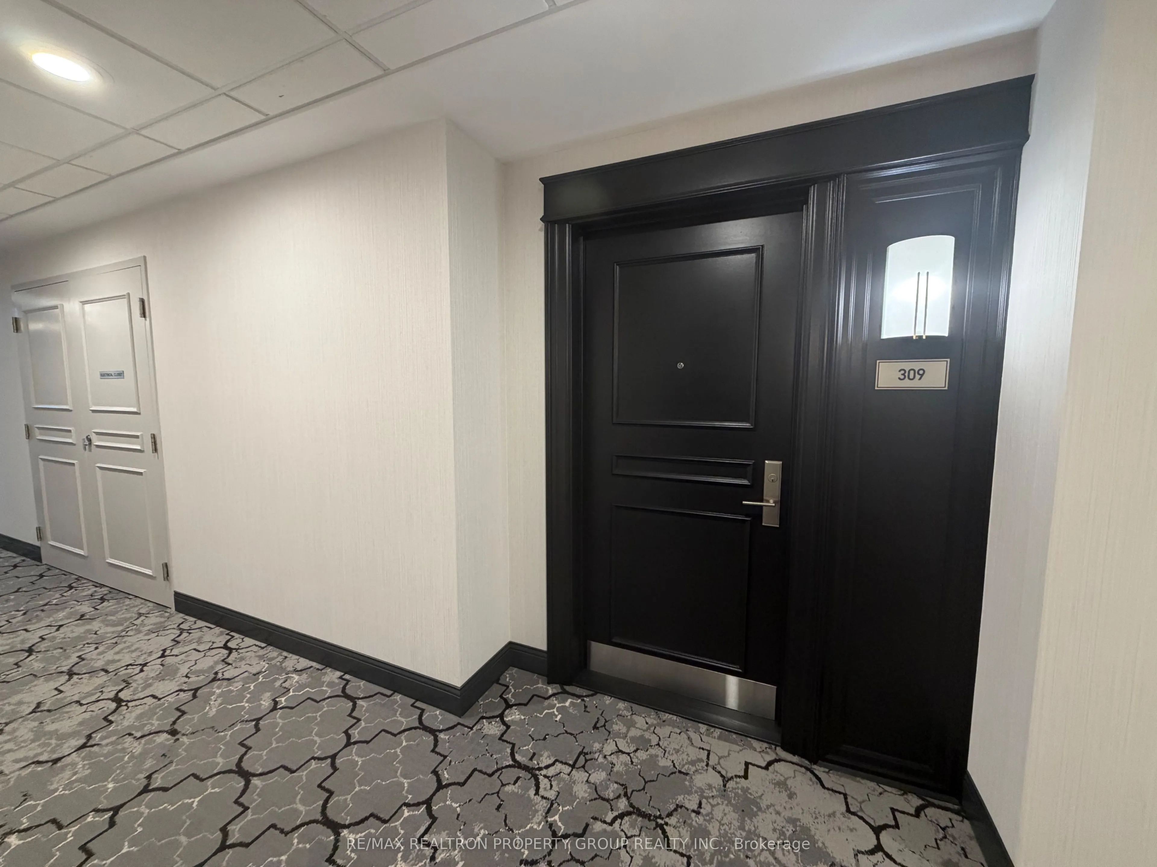35 Baker Hill Boulevard W #309