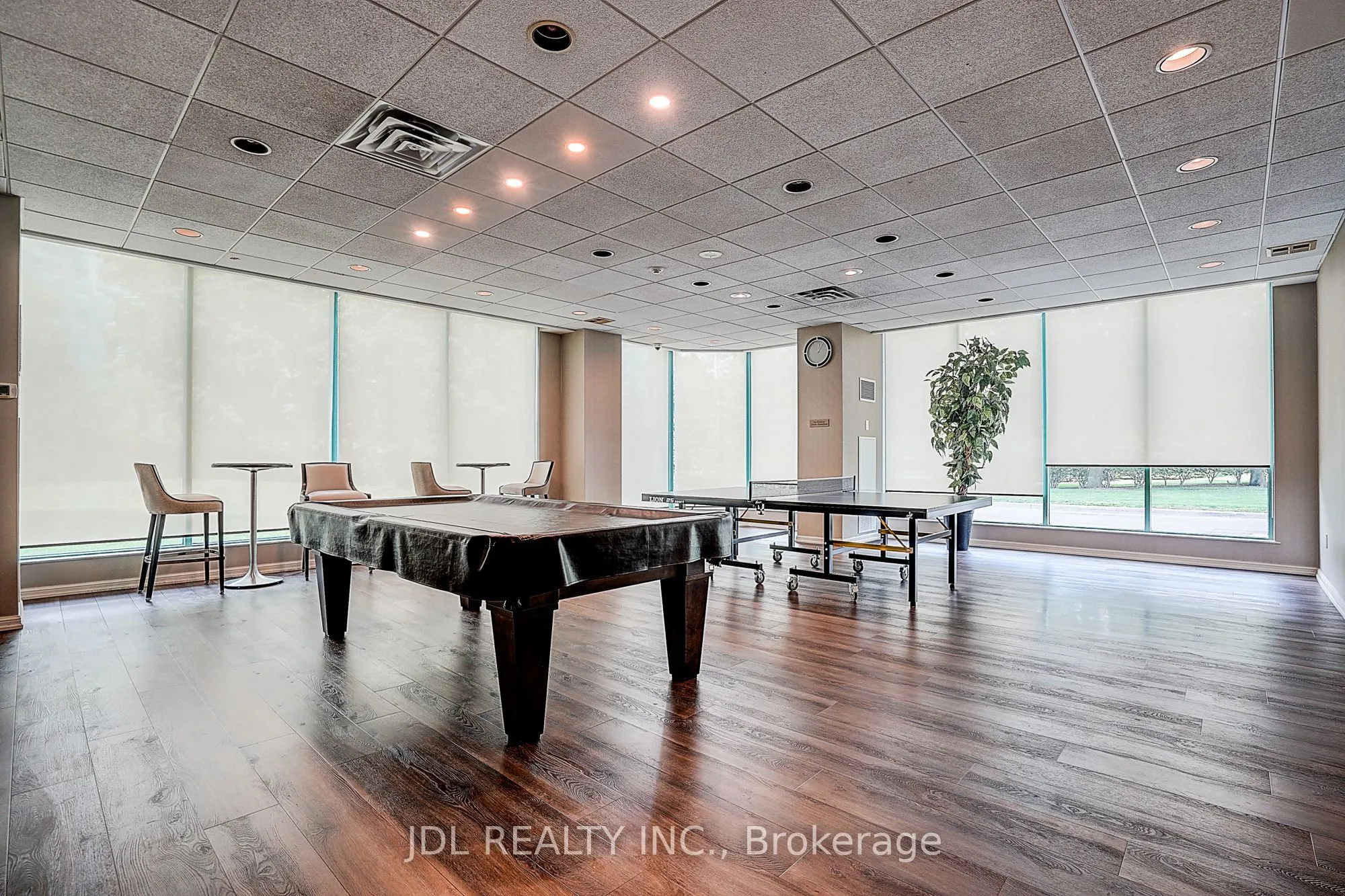 7825 Bayview Avenue #219