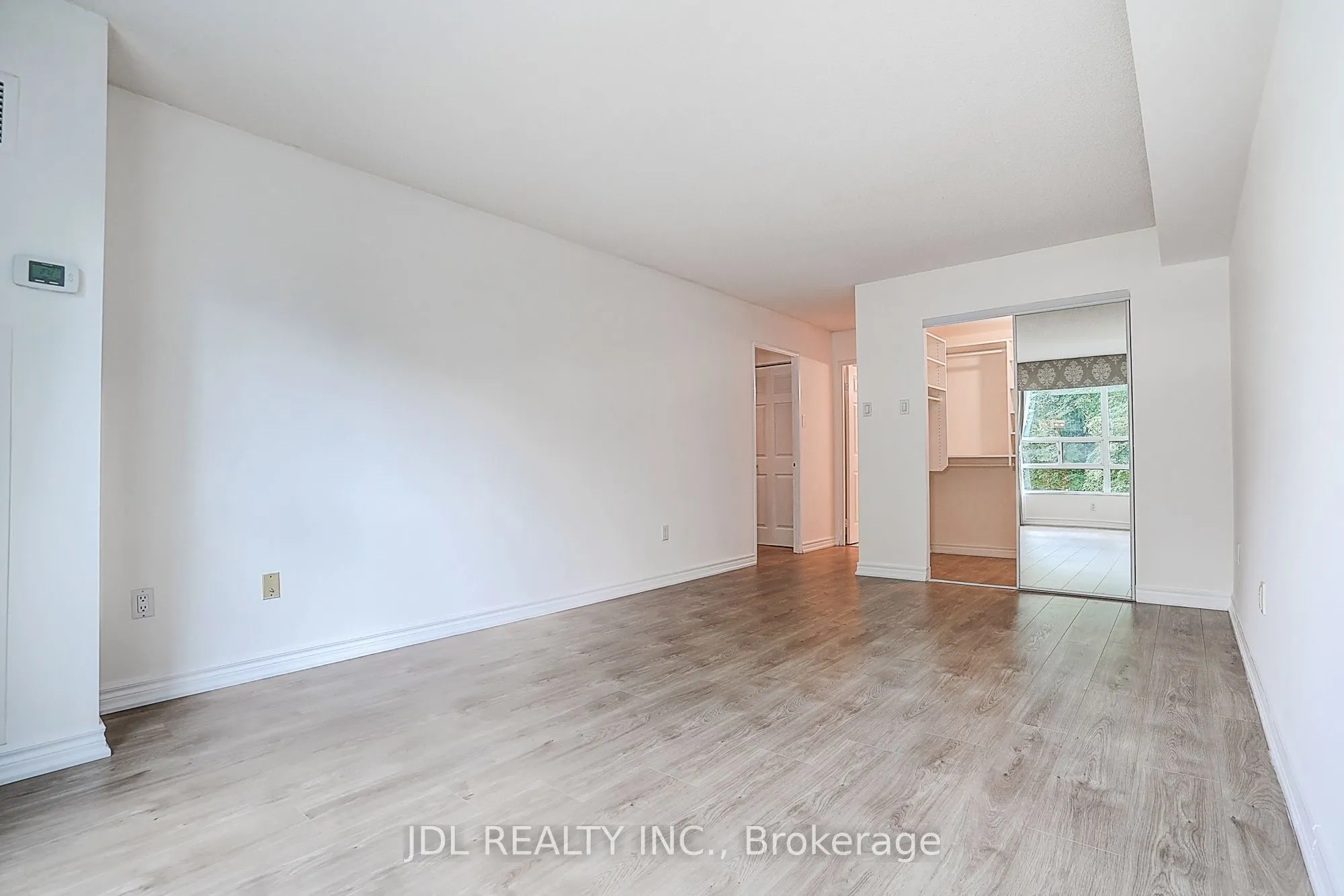 7825 Bayview Avenue #219