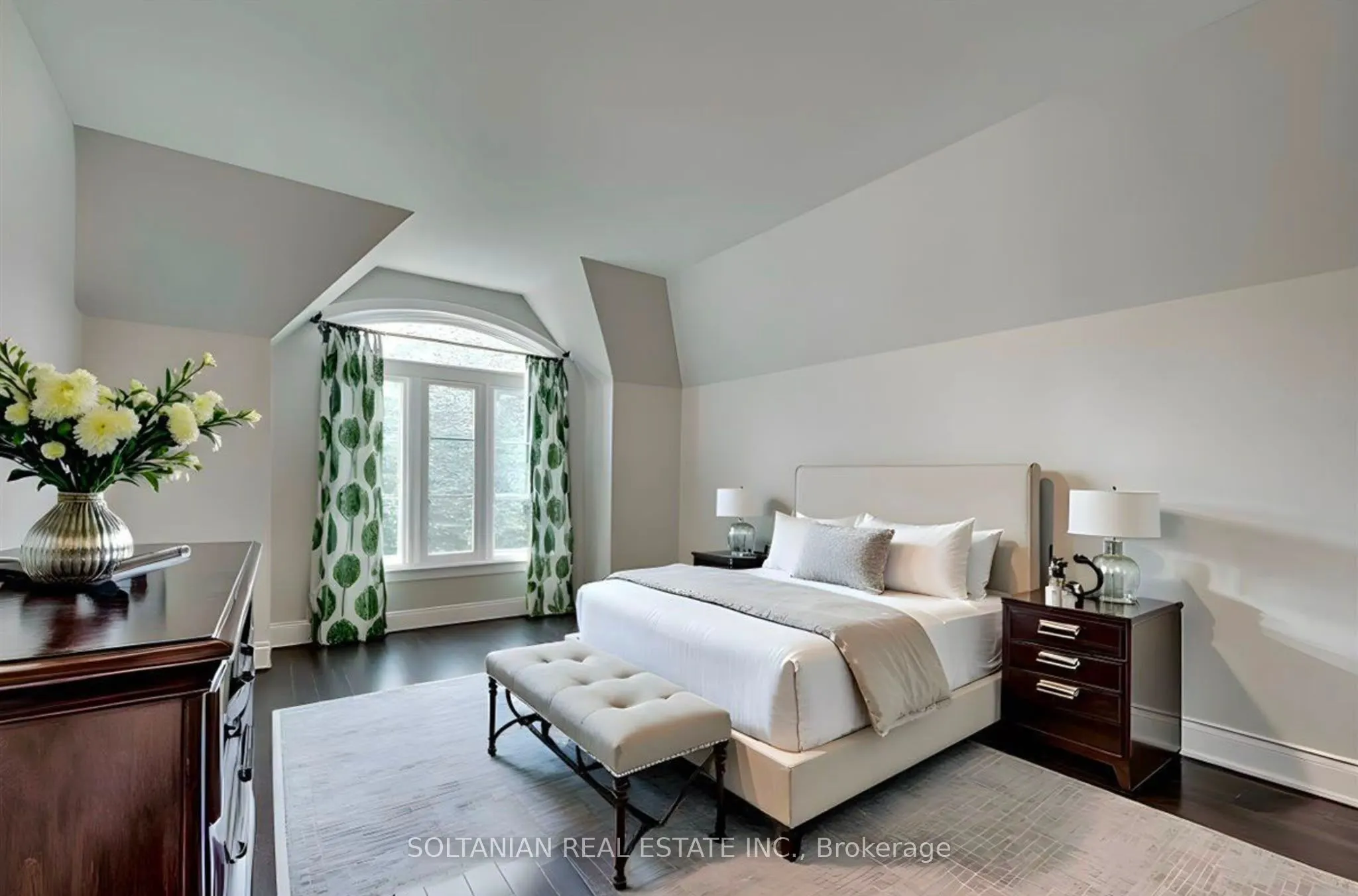 90 Grandview Avenue