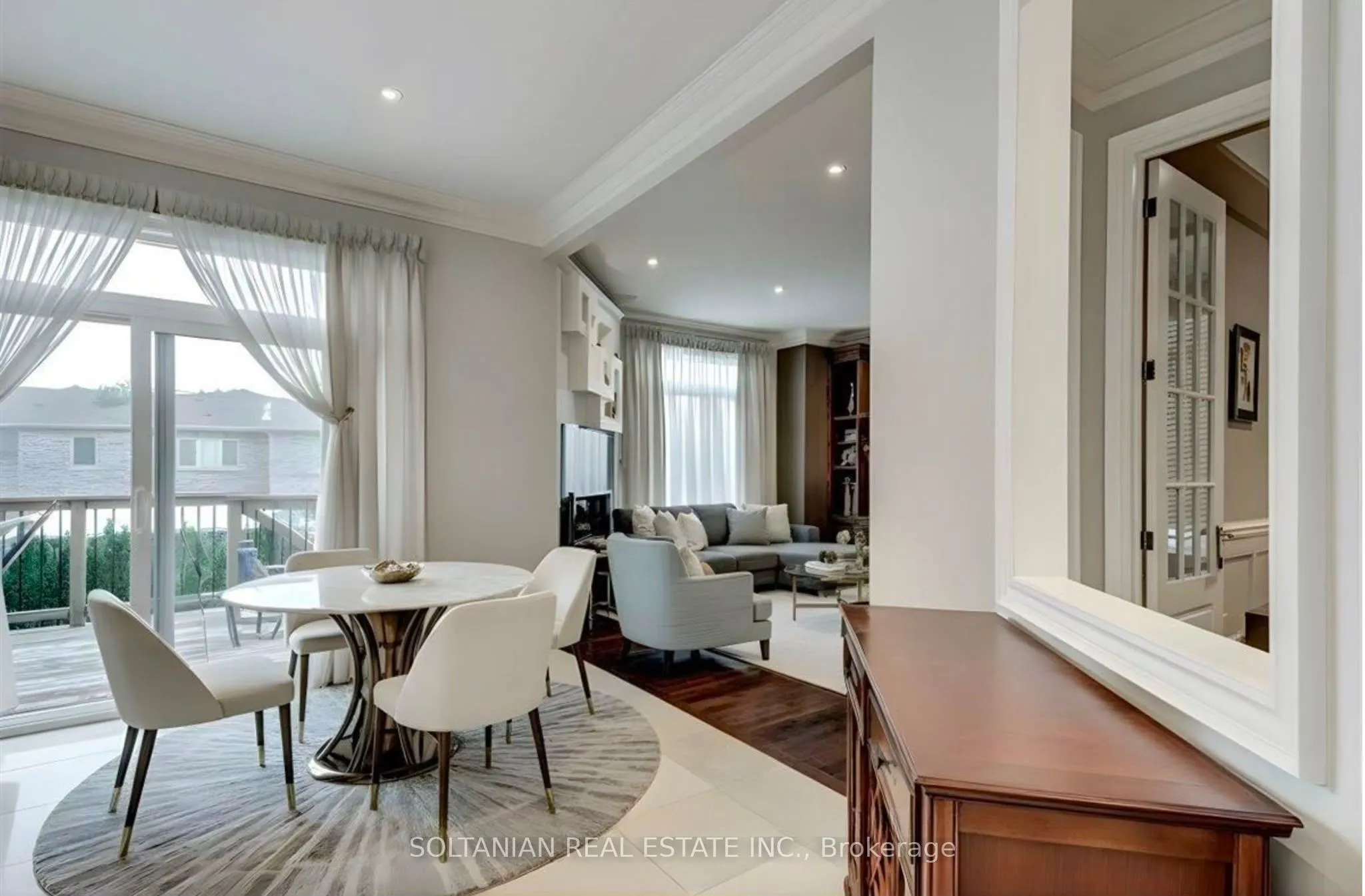 90 Grandview Avenue