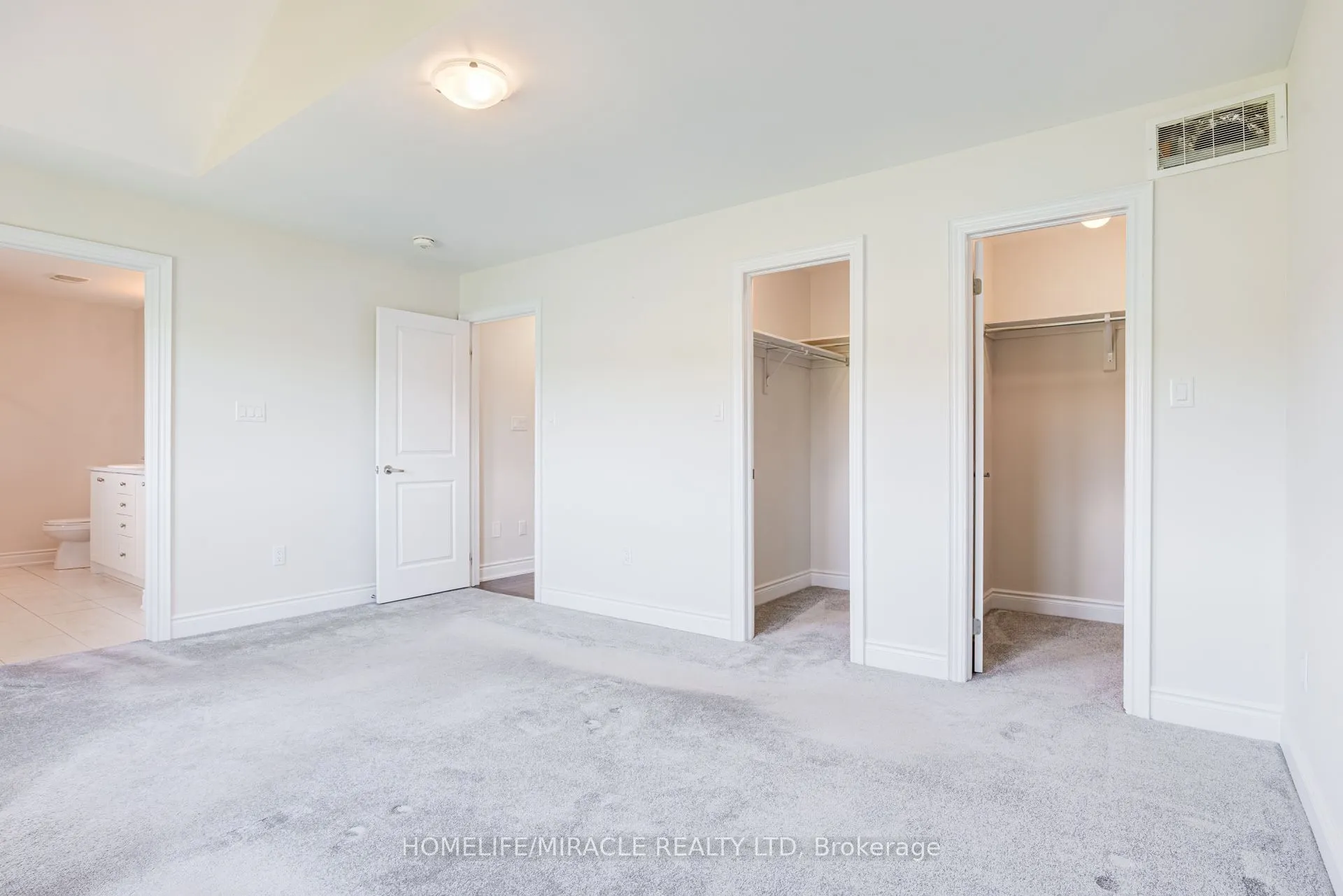 25 Lorne Thomas Place