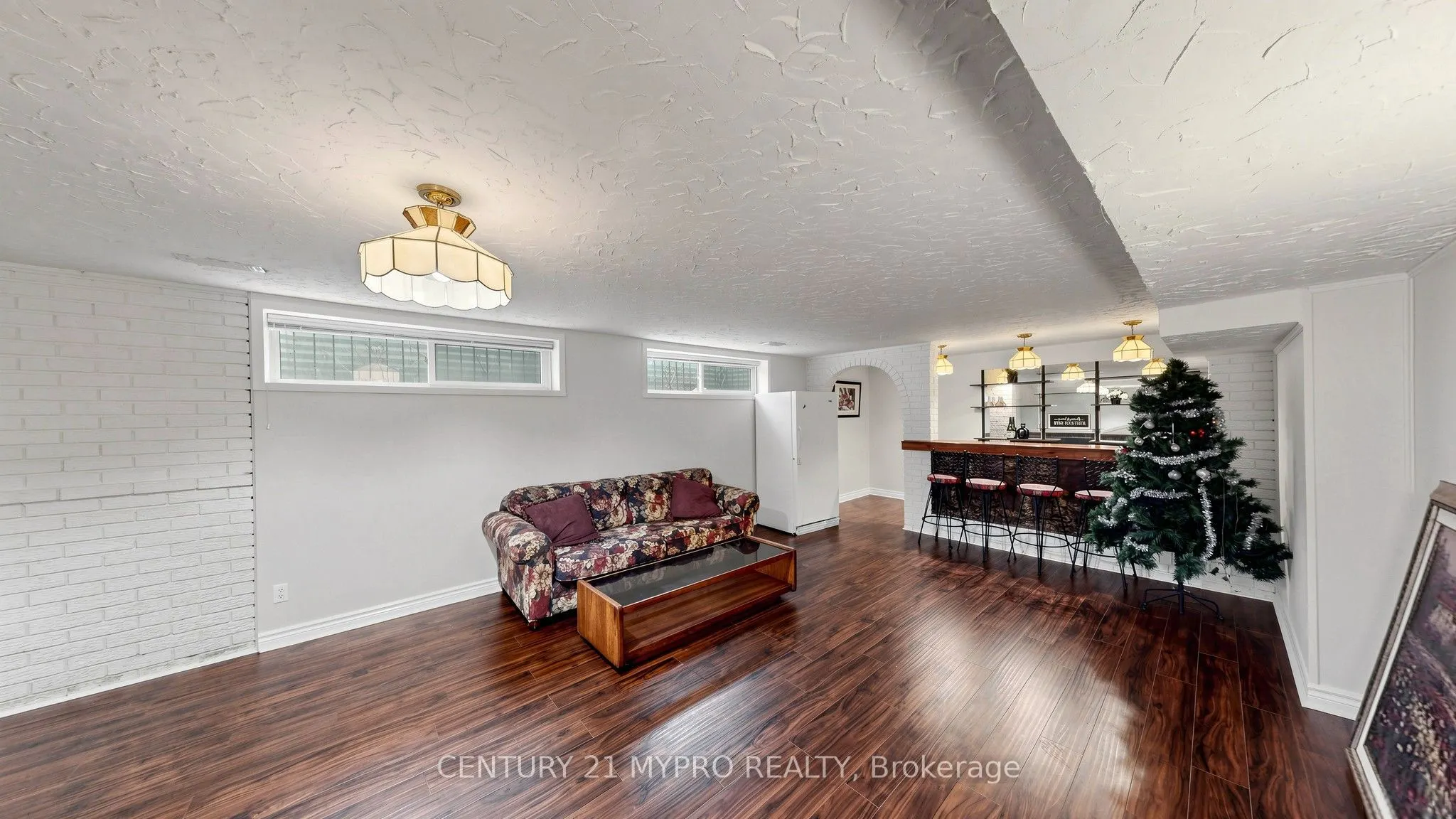 23 Forest Park Crescent