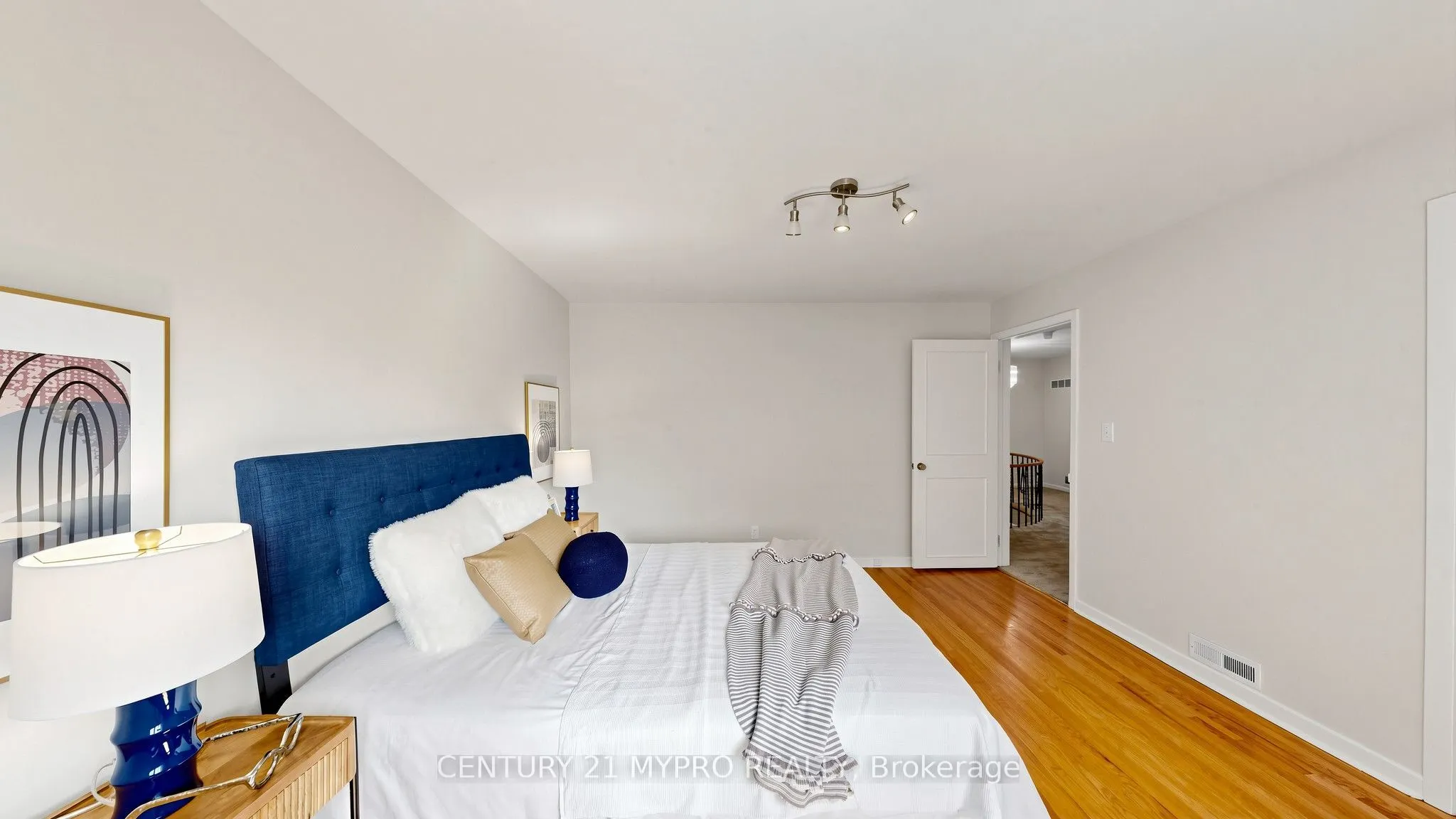 23 Forest Park Crescent