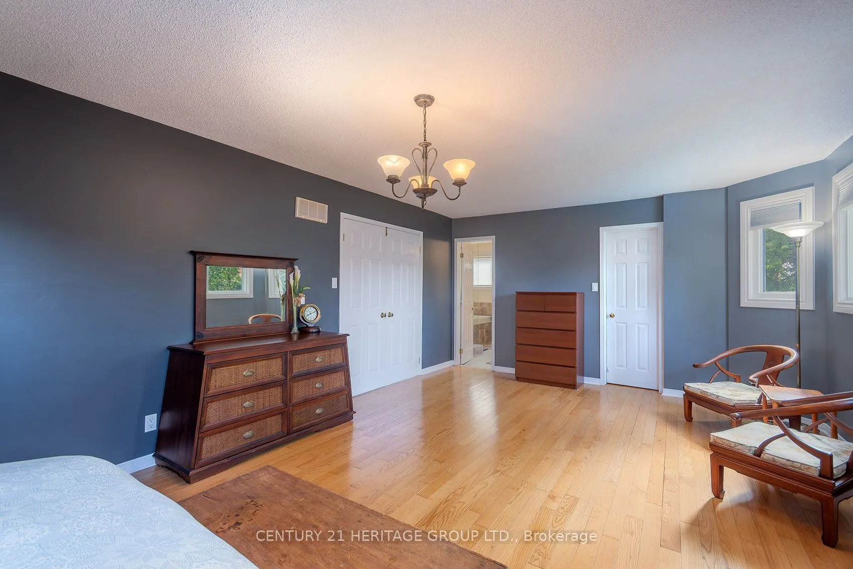 55 Chartwell Crescent