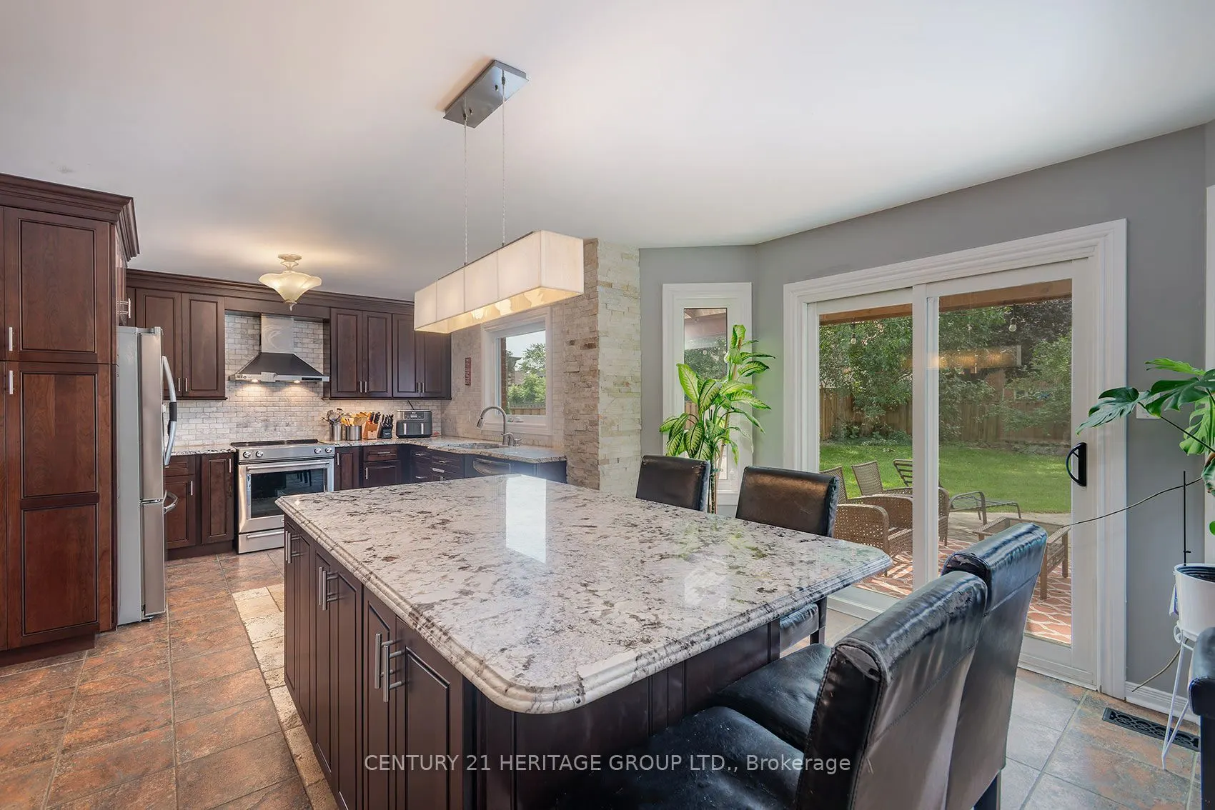 55 Chartwell Crescent