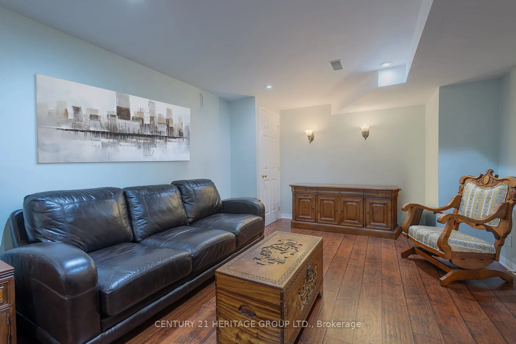 55 Chartwell Crescent